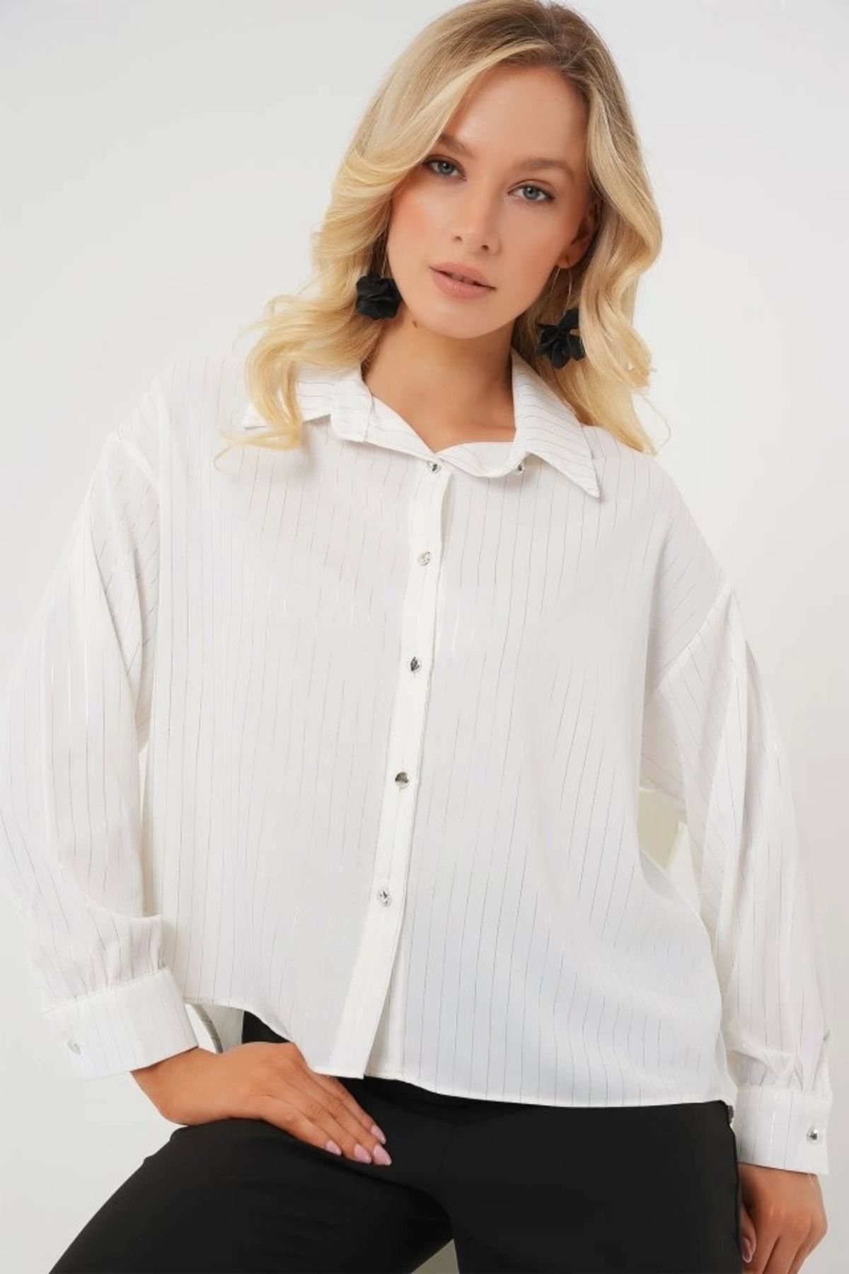 Butik 5924 Gümüş Çizgili Gömlek - A.Beyaz