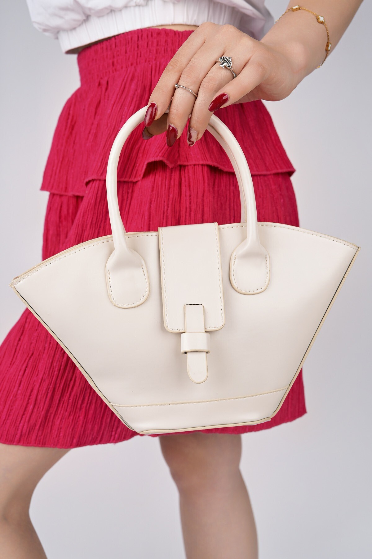MUGGO-Dorena Women's Hand and Shoulder Bag 1