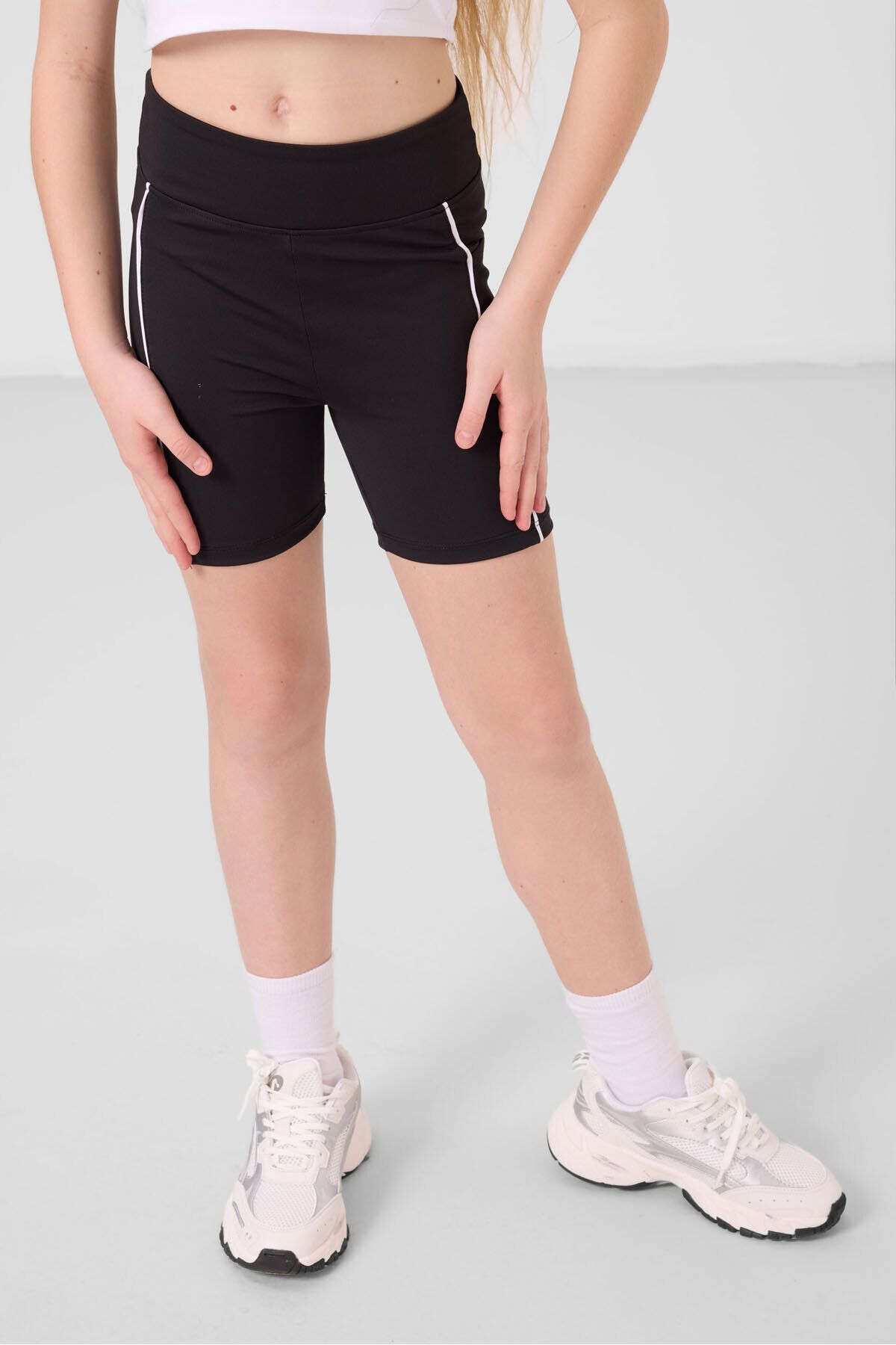 TOMMY LIFE Siyah Esnek Standart Fit Basic Performans Kız Çocuk Tayt - 75189