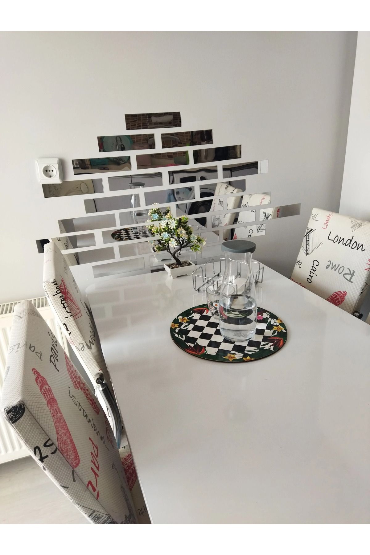 Numa Concept Dekoratif Tuğla Desenli Gümüş Aynalı Pleksi