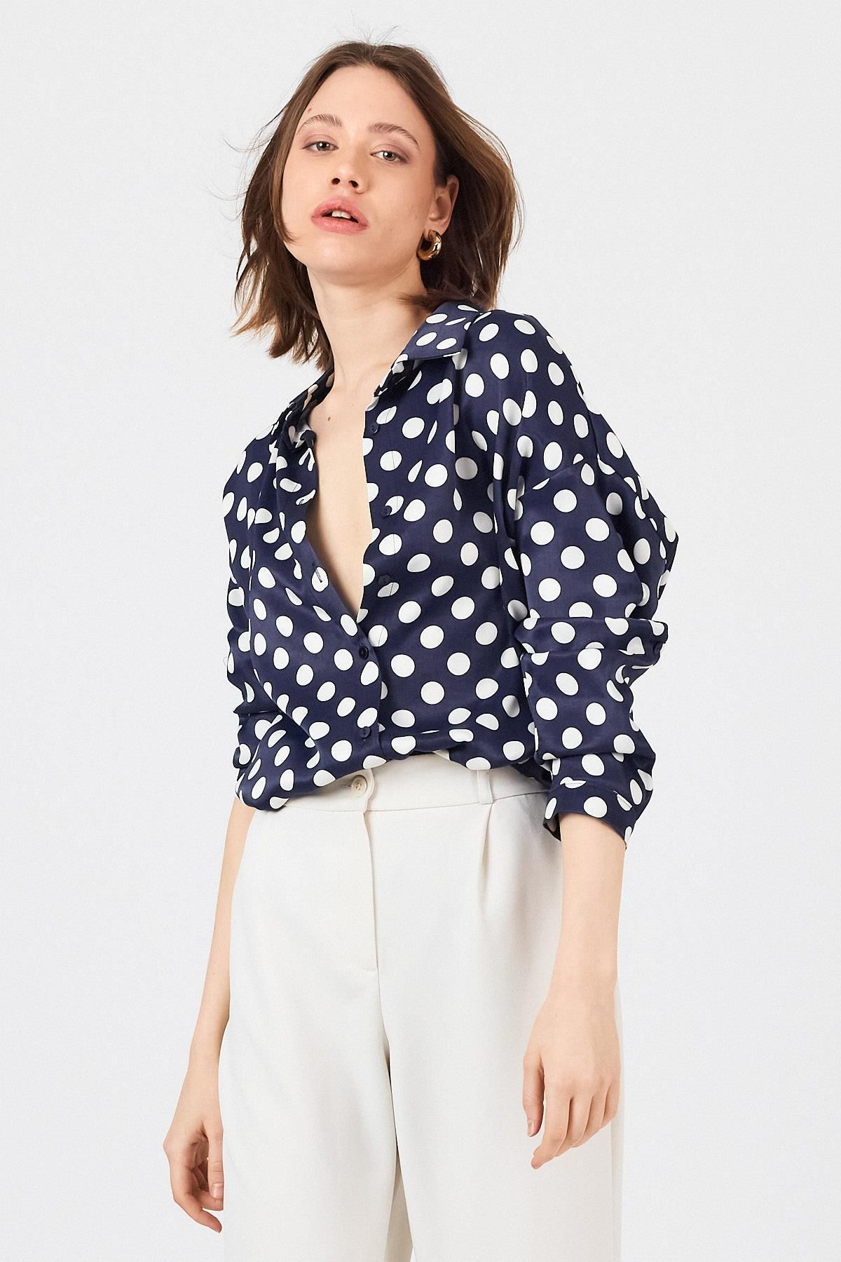 Rays Laci Puantiye Desen Oversize Saten Gömlek 9411