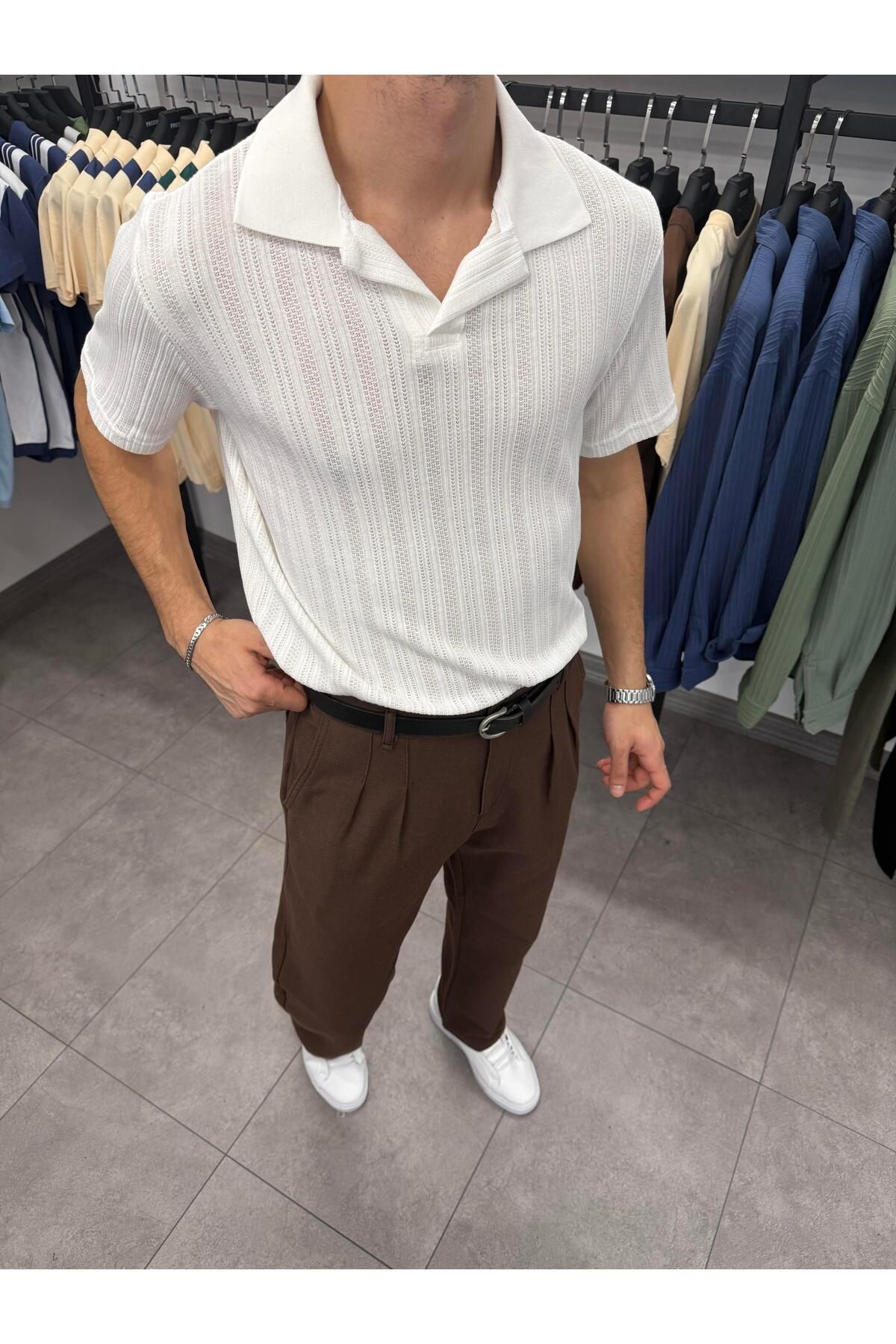 Butik Örme Desenli Apaç Yaka Triko Beyaz