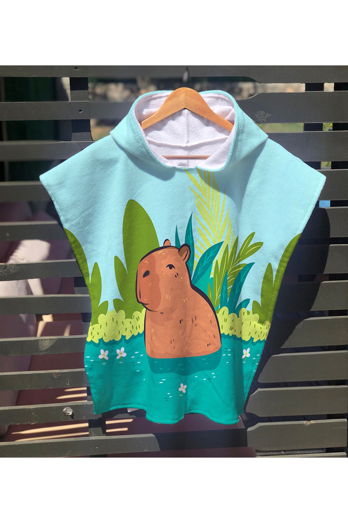 Evmila Capybara Desenli Baskılı Panço Havlu - 60x60 cm | Yumuşak Pamuklu & Polyester Dijital Baskılı