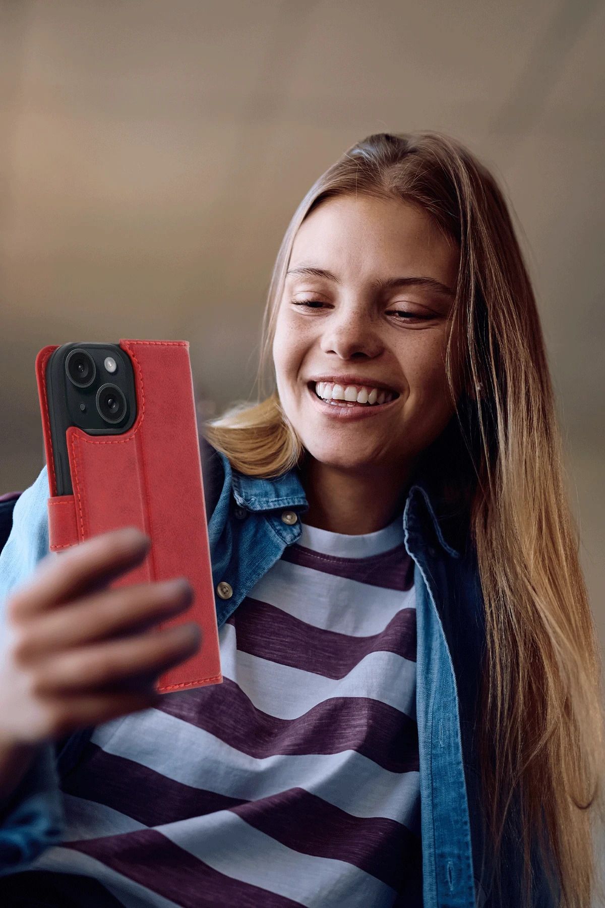 NewFace Apple iPhone 15 Trend S Plus Kapaklı Kılıf - Lacivert FERRG