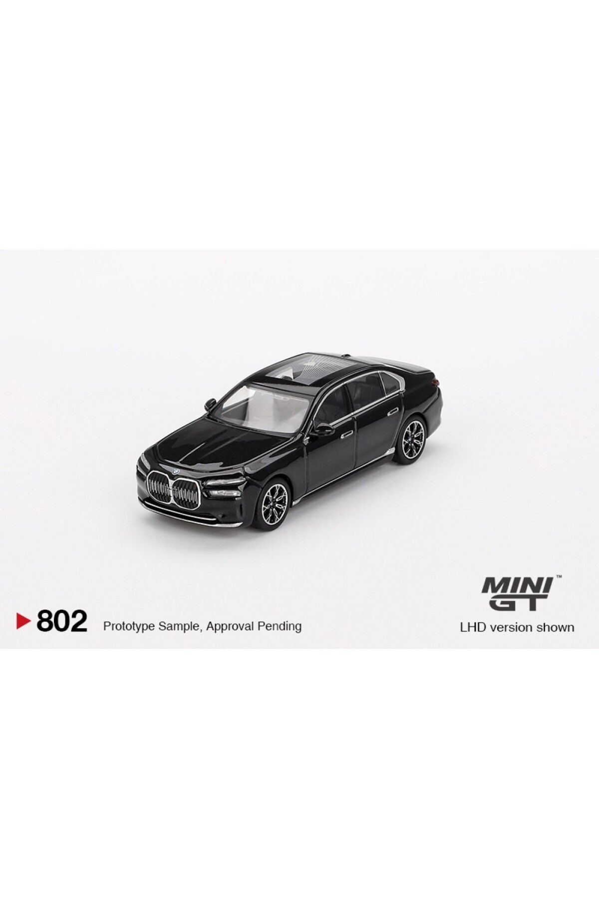 mini gt 1:64 BMW i7 eDrive50 Diecast Model Araba – Black Sapphire (Blister Paketli)