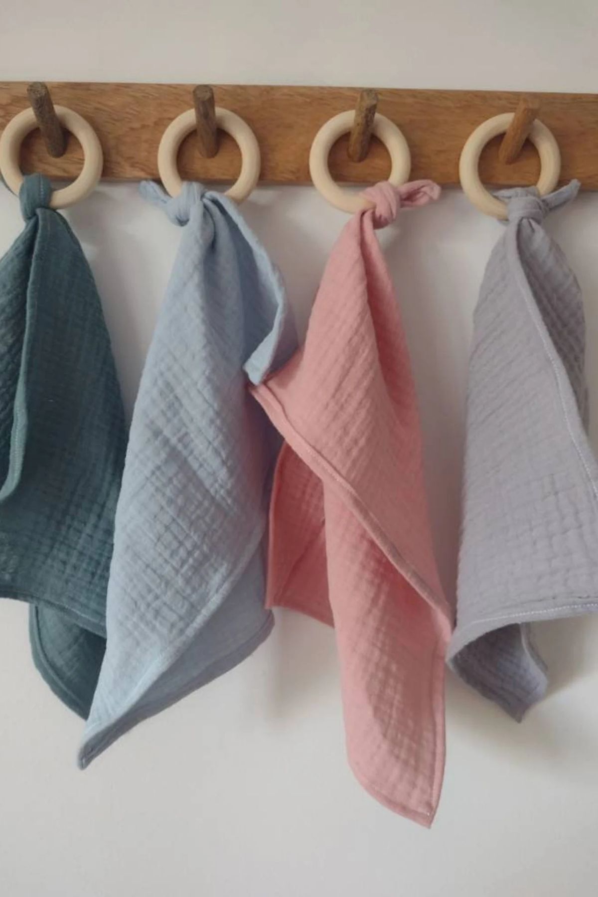 Svava-100% Cotton Wooden Teether Muslin Fabric with Ring 4