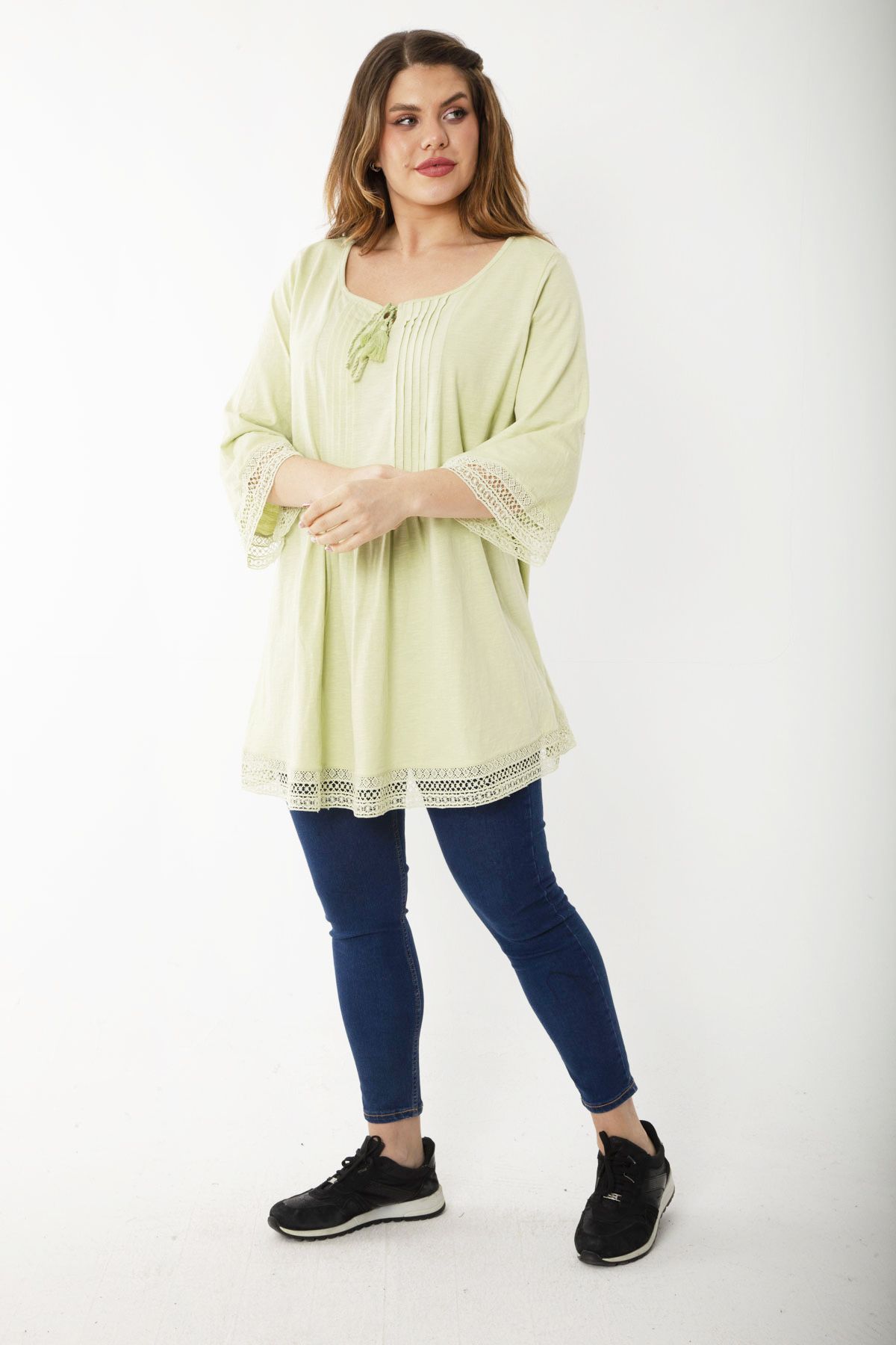 Şans-Women's Large Size Green Ribbed Stitched Tunic with Lace Detail at Cuffs and Hem 65N36876 4