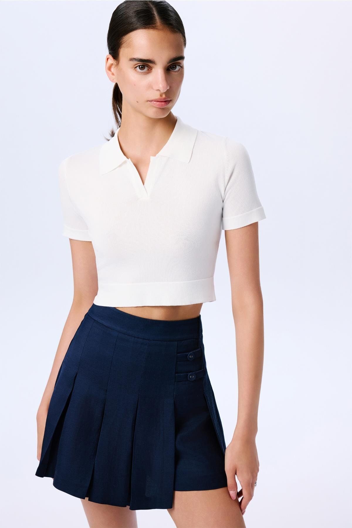 rue. Basic Kısa Kollu Crop Ekru Bluz