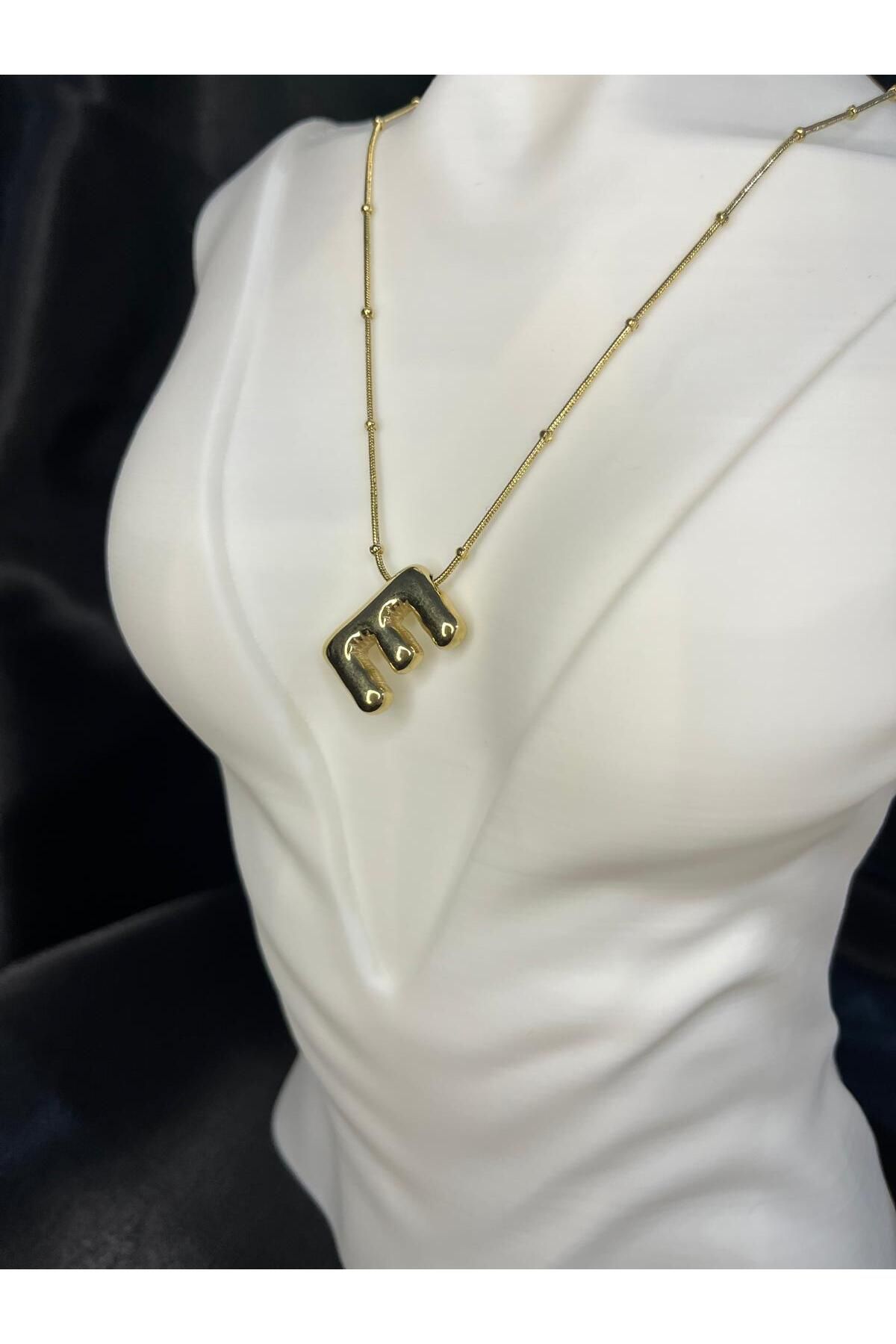 BERCHEM SCARF Kadın Gold Renk Zincirli Büyük "E "Harf Kolye Kişiye Özel-Modern Tasarım