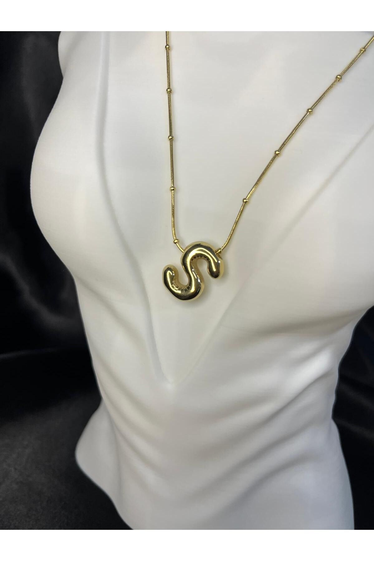BERCHEM SCARF Kadın Gold Renk Zincirli Büyük "S "Harf Kolye Kişiye Özel-Modern Tasarım