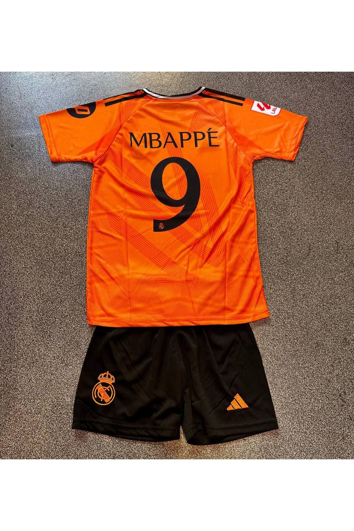 Alaturka Mix Real Madrid 2024/25 Yeni Sezon Mbappe Turuncu Deplasman Çocuk Forması 4'lü Set
