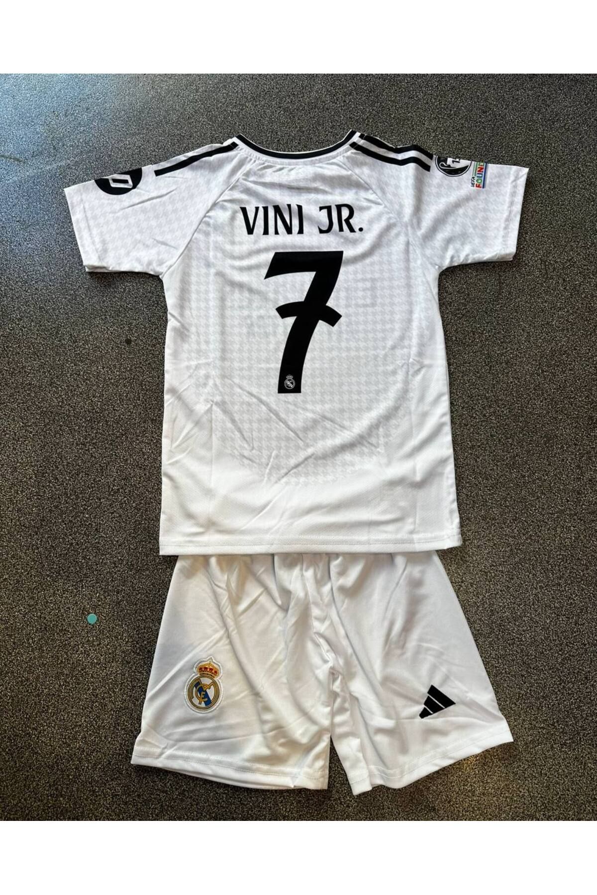 Alaturka Mix Real Madrid 2024/25 Yeni Sezon Vini Jr İç Saha Beyaz Çocuk Forması 4'lü Set