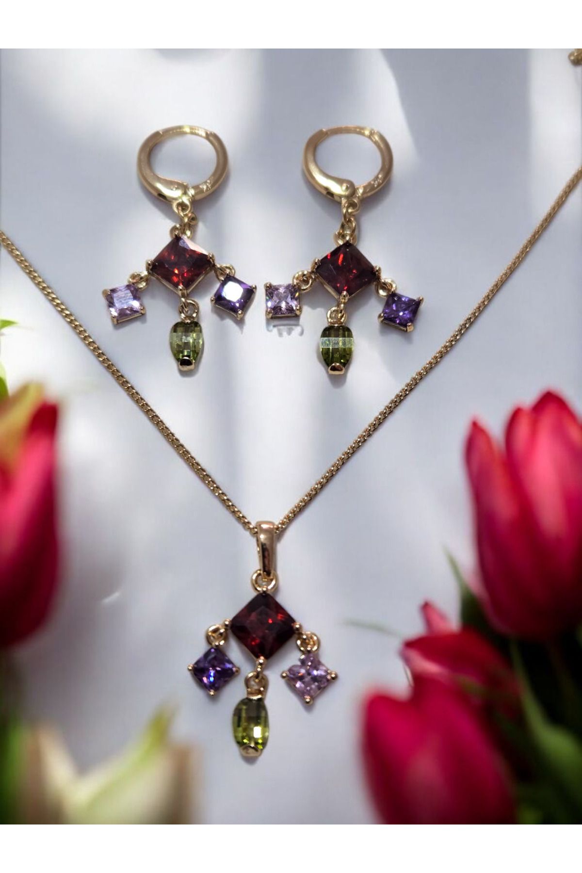 Erkçe Takı Xuping Taşlı Sallantılı Premium Set