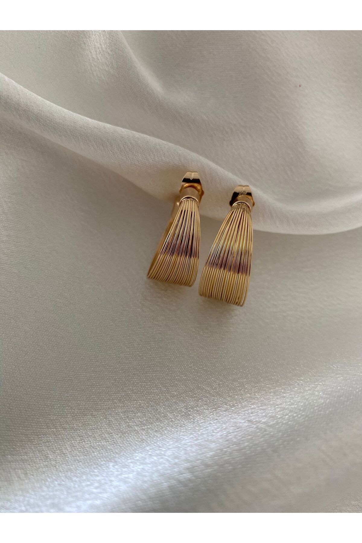 XUPING JEWELRY Etiyopya Tel Halka Çelik Küpe