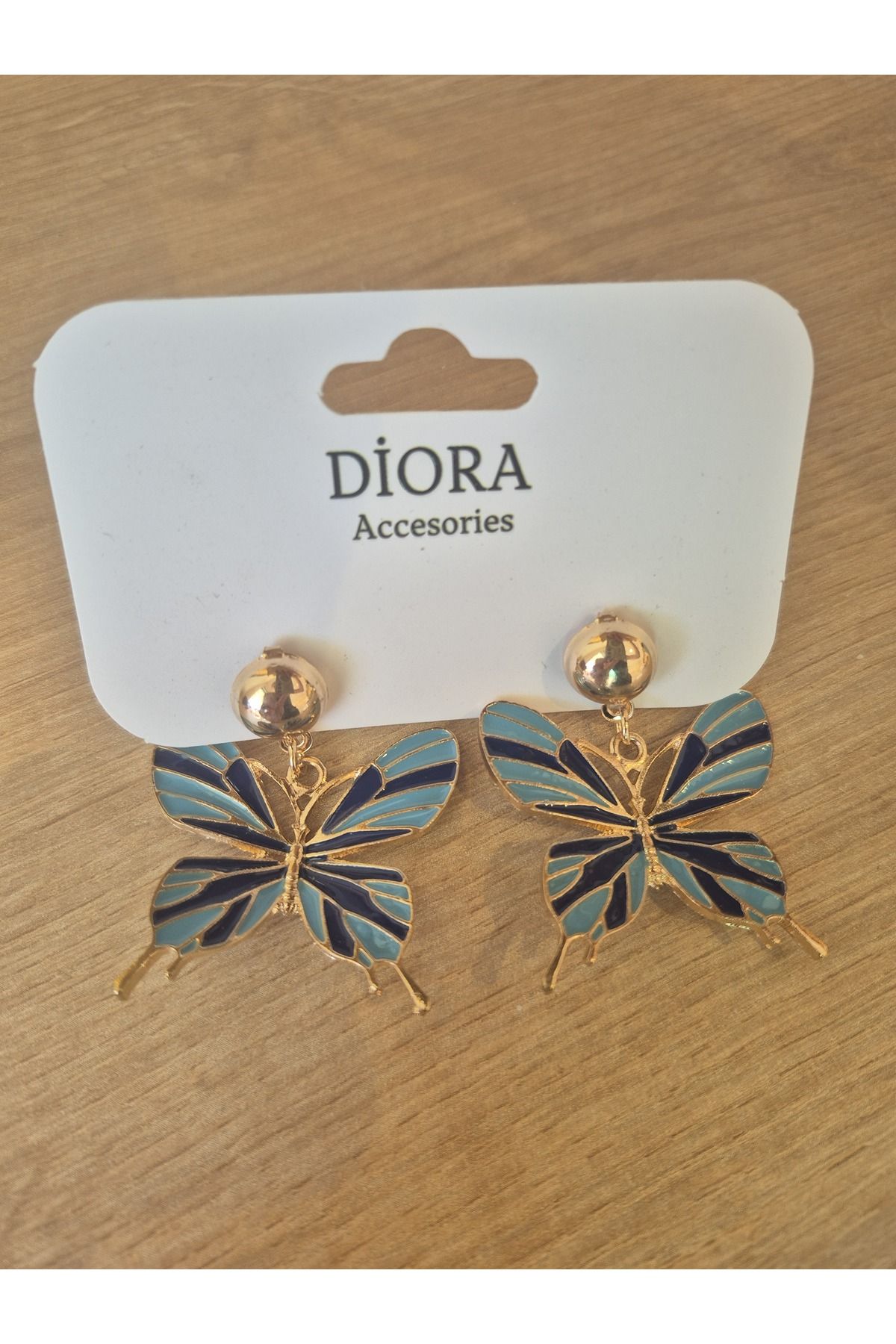 diora accesories kelebek çelik küpe