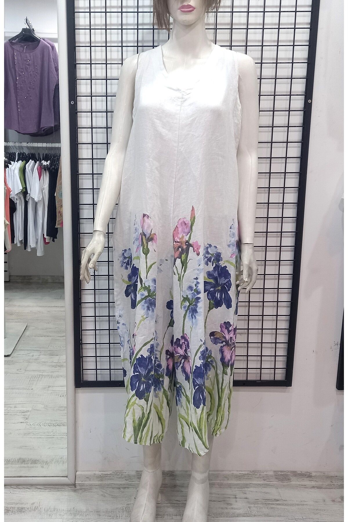 Butik Şans Çiçek Baskı Detaylı Boyundan Bağlamalı Cepli İtalyan Keten Tulum