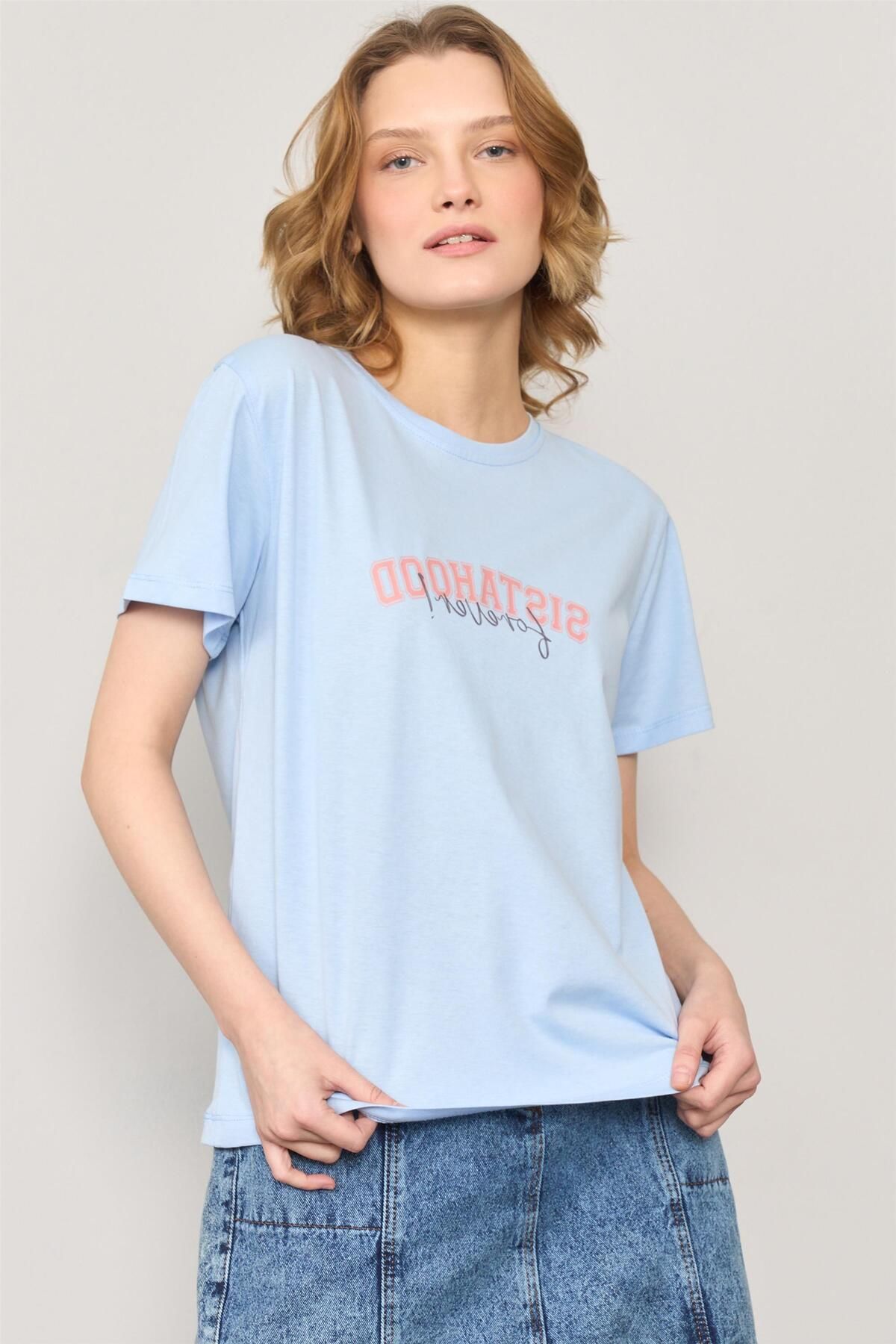 FİTHİT Çetinkaya Fithit 8482 Bisiklet Yaka 30/1 Compact Penye Süprem Baskılı T-shirt Açık Mavi