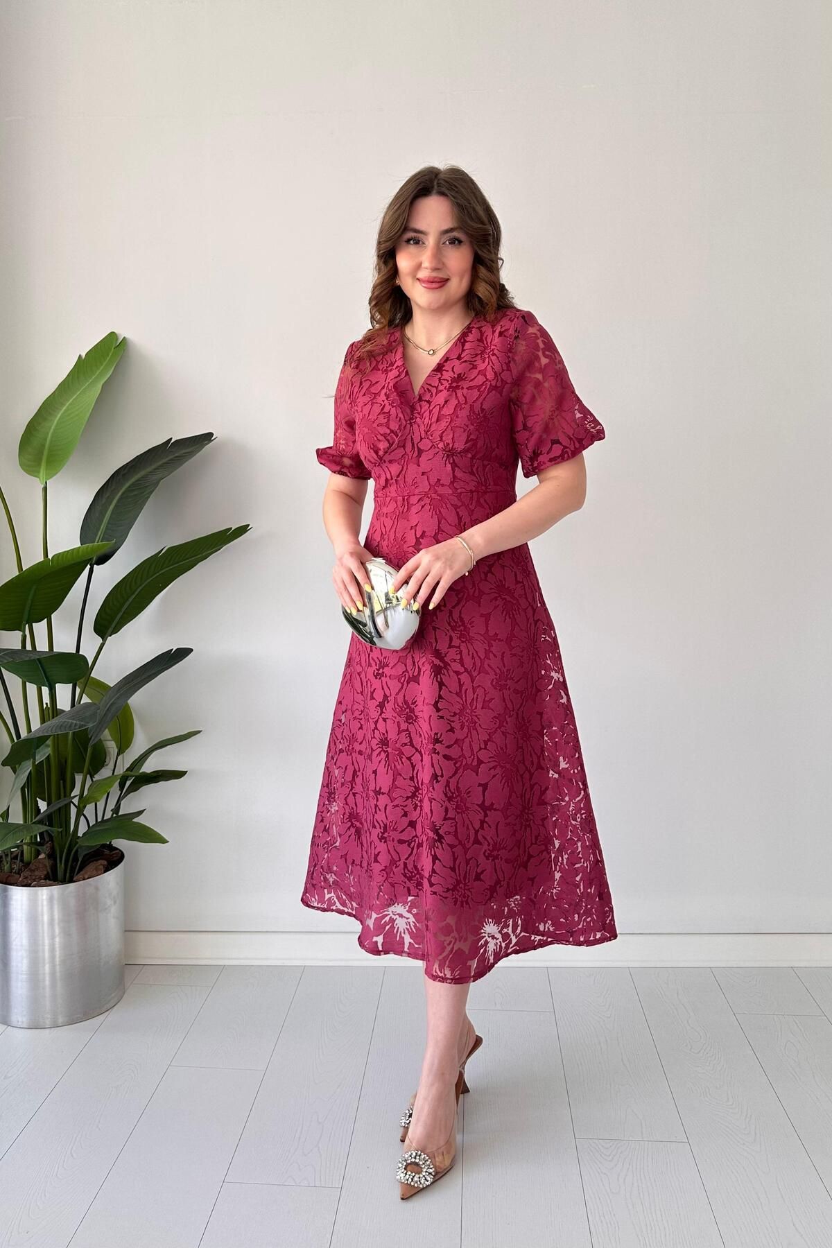 MaziButik Kabartmalı Elbise Bordo