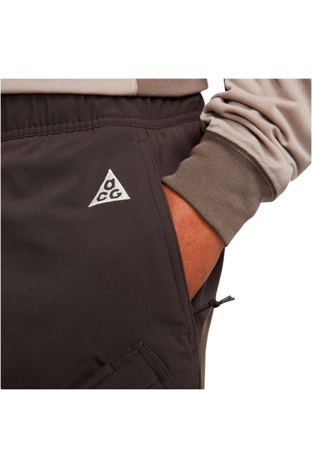 Nike-Acg Smith Summit Cargo Pant 3