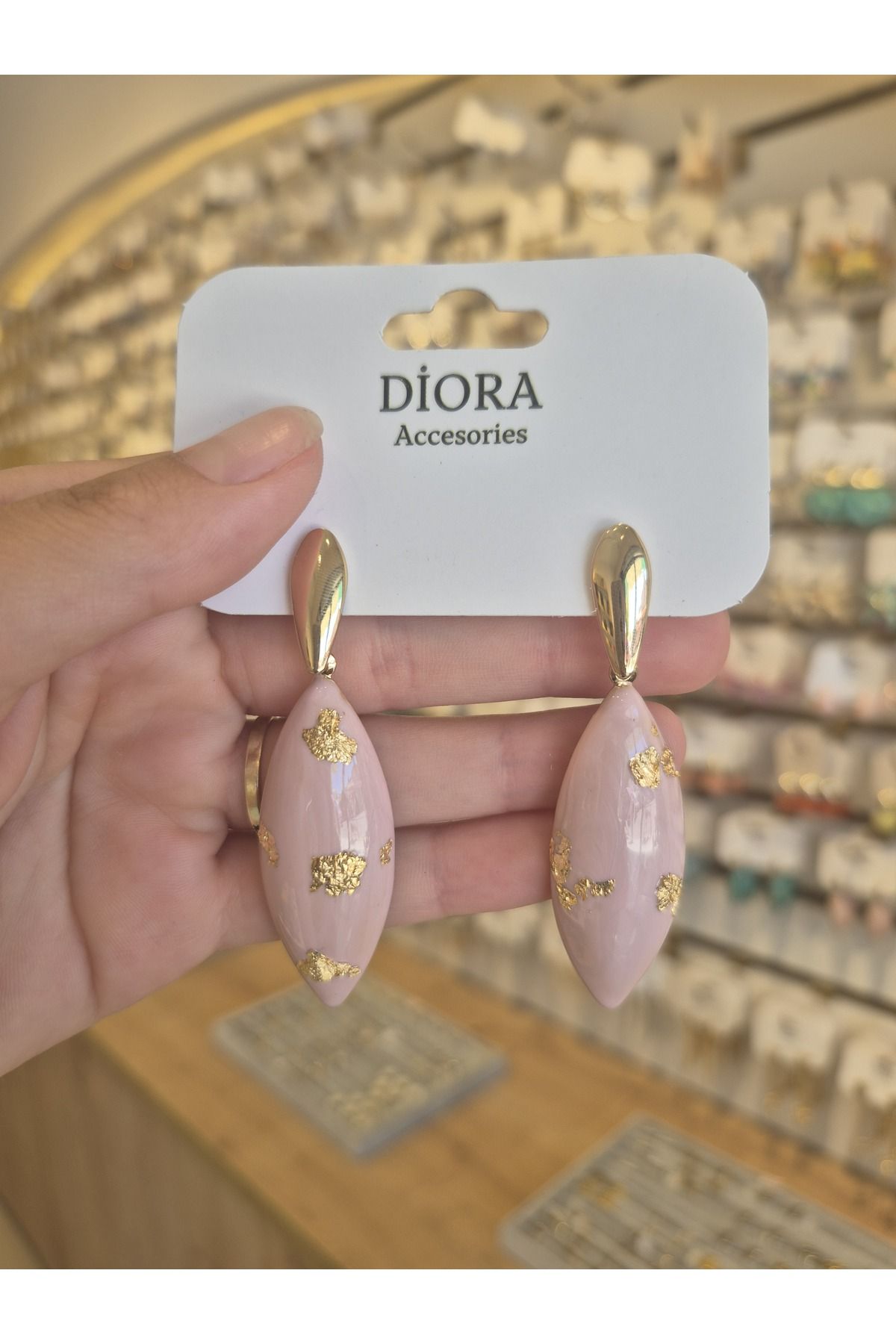 diora accesories çelik küpe