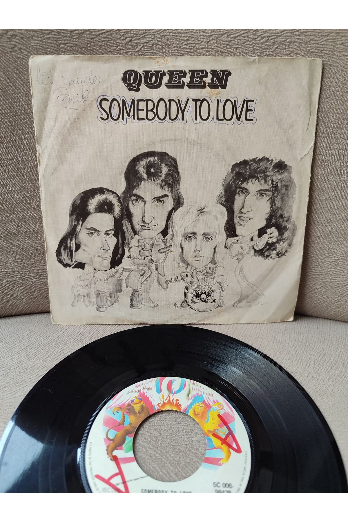 Plakperest QUEEN - Somebody To Love - 1976 Hollanda Basım 45 lik Plak 2.el