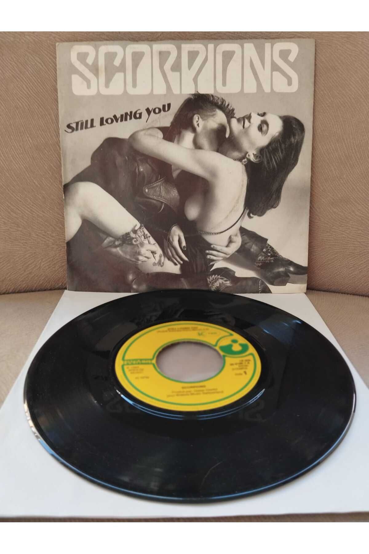 Plakperest SCORPIONS - Still Loving You / Holiday - 1987 Hollanda Basım 45 LİK PLAK-2.el