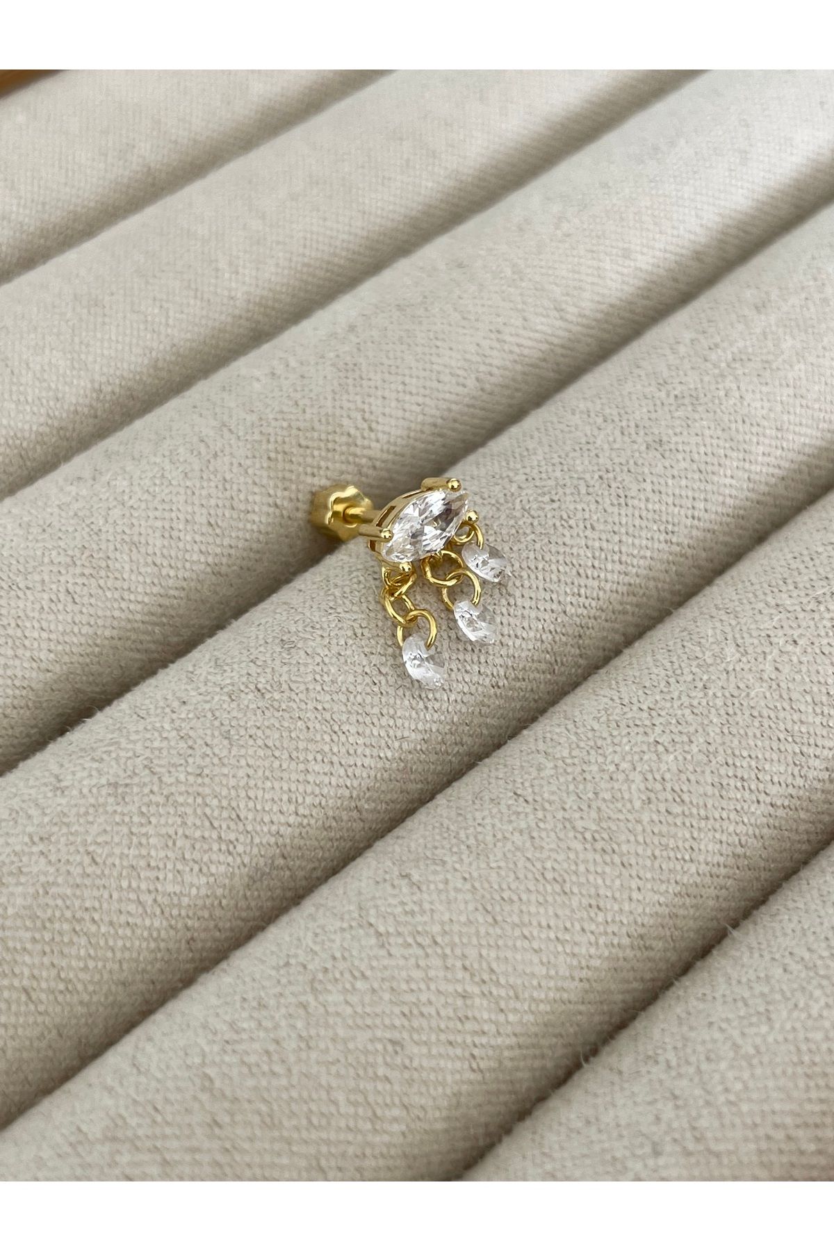 Sade Accessory Kristal Taşlı Markiz Piercing