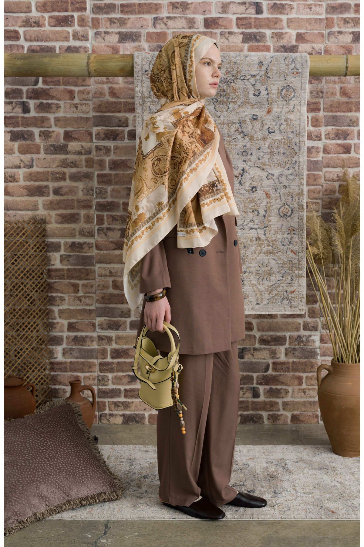 Fatma Atasoy-Hibisca Soft Yellow Ethnic Patterned Shawl 8