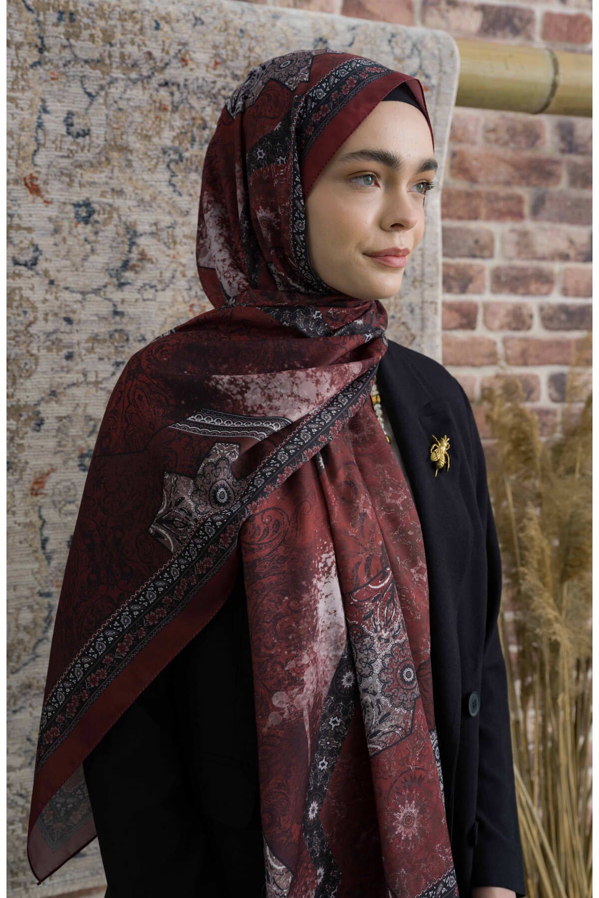 Fatma Atasoy Glorina Bordo Etnik Desenli Şal