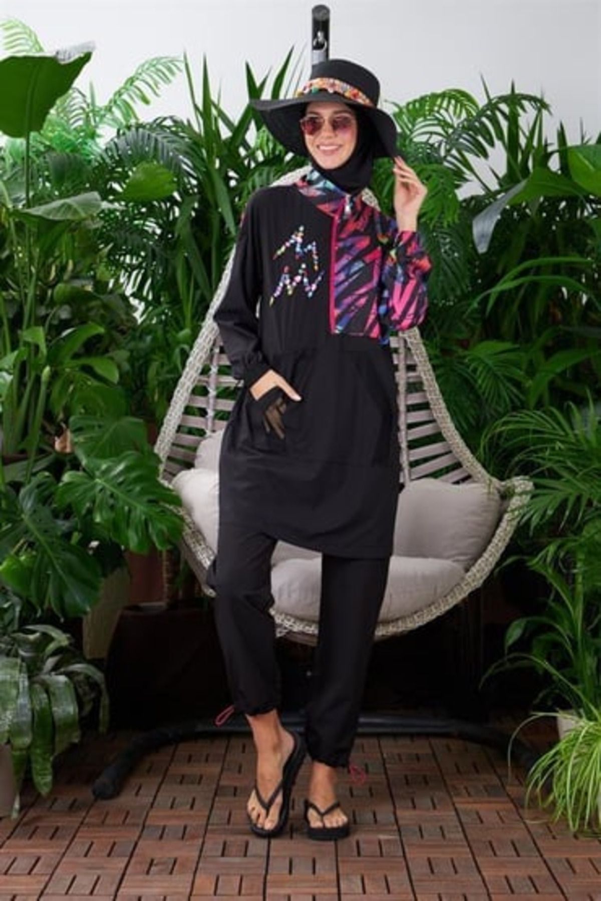 Moodbasic MOODBASİC SWİMWEAR GEOMETRİK BASKILI TAŞLI TESETTÜR MAYO