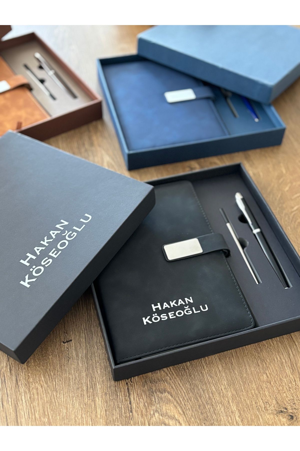 PiyaCraft Kişiye Özel Kişiselleştirilebilir Kutulu Defter Kalem Hediye Seti-Siyah