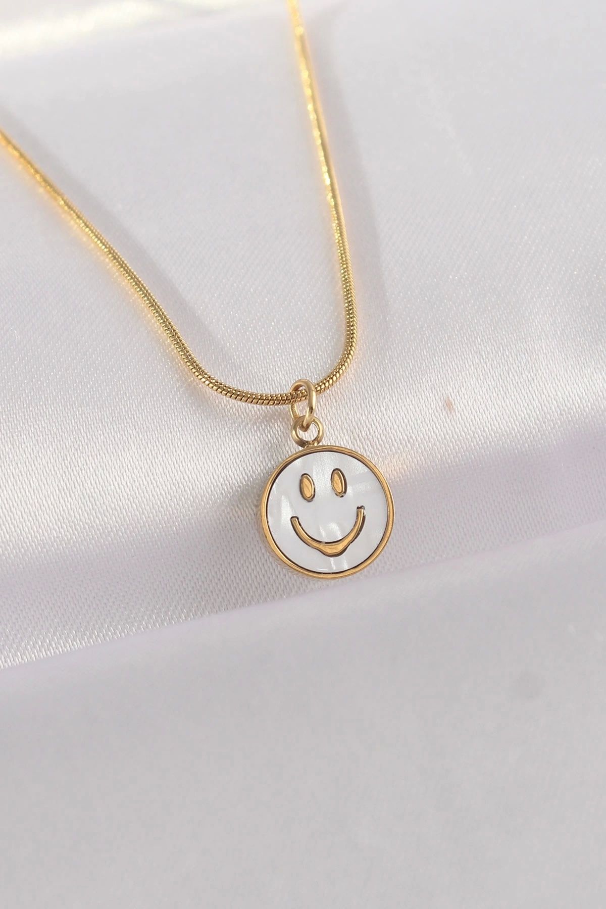 luz&pos 316L Çelik Zincir Altın Renk Mermer Desenli Minimal Smile Kolye