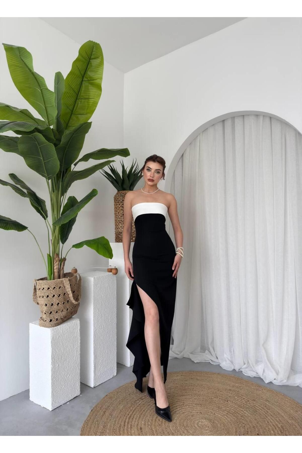 conconmoda Straplez Yırtmarclı Atlas Uzun Elbise