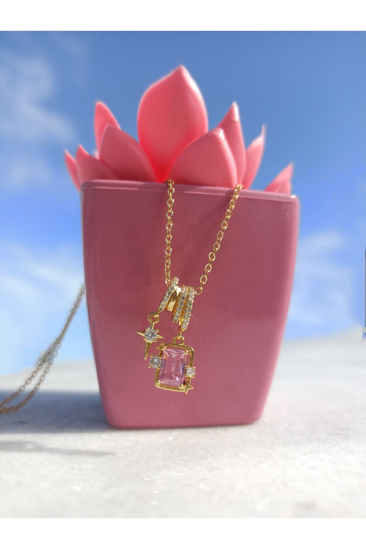 LOVPAR Zirkon taşlı yüzük görünümlü pembe kolye