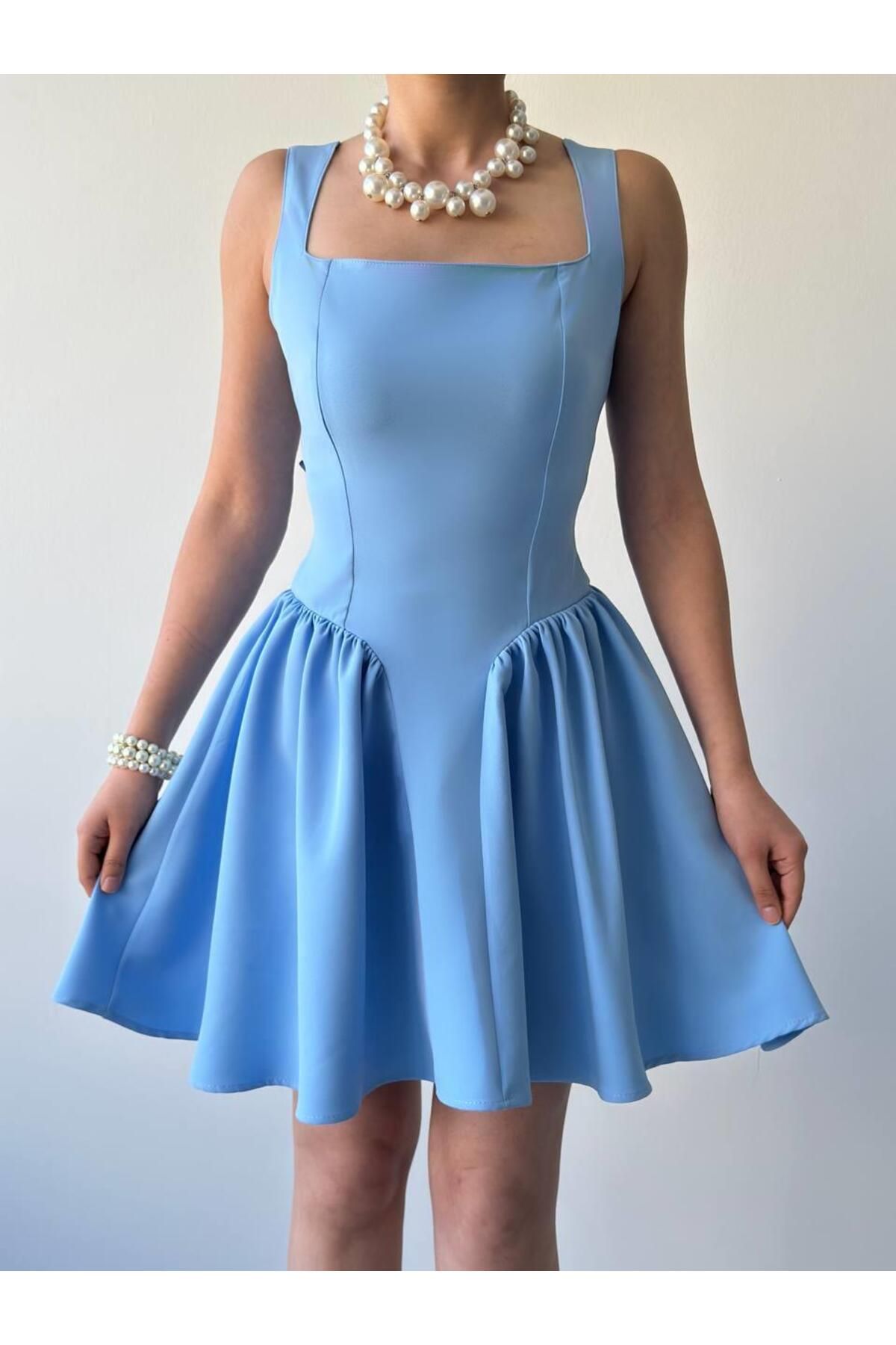 conconmoda Kadın Sırt Fionk Detay Atlas Mini Elbise
