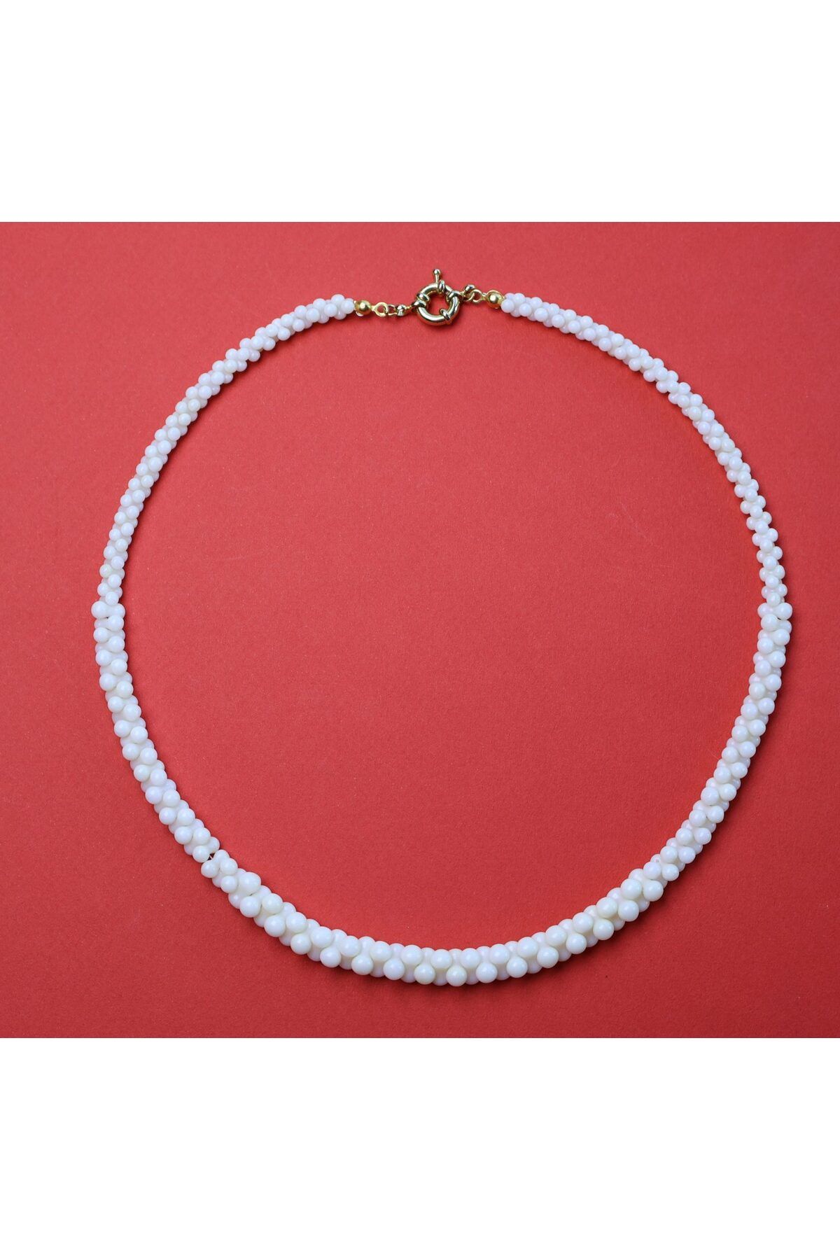 B Design jewelry Foly Beyaz Kemik Mercan Kolye