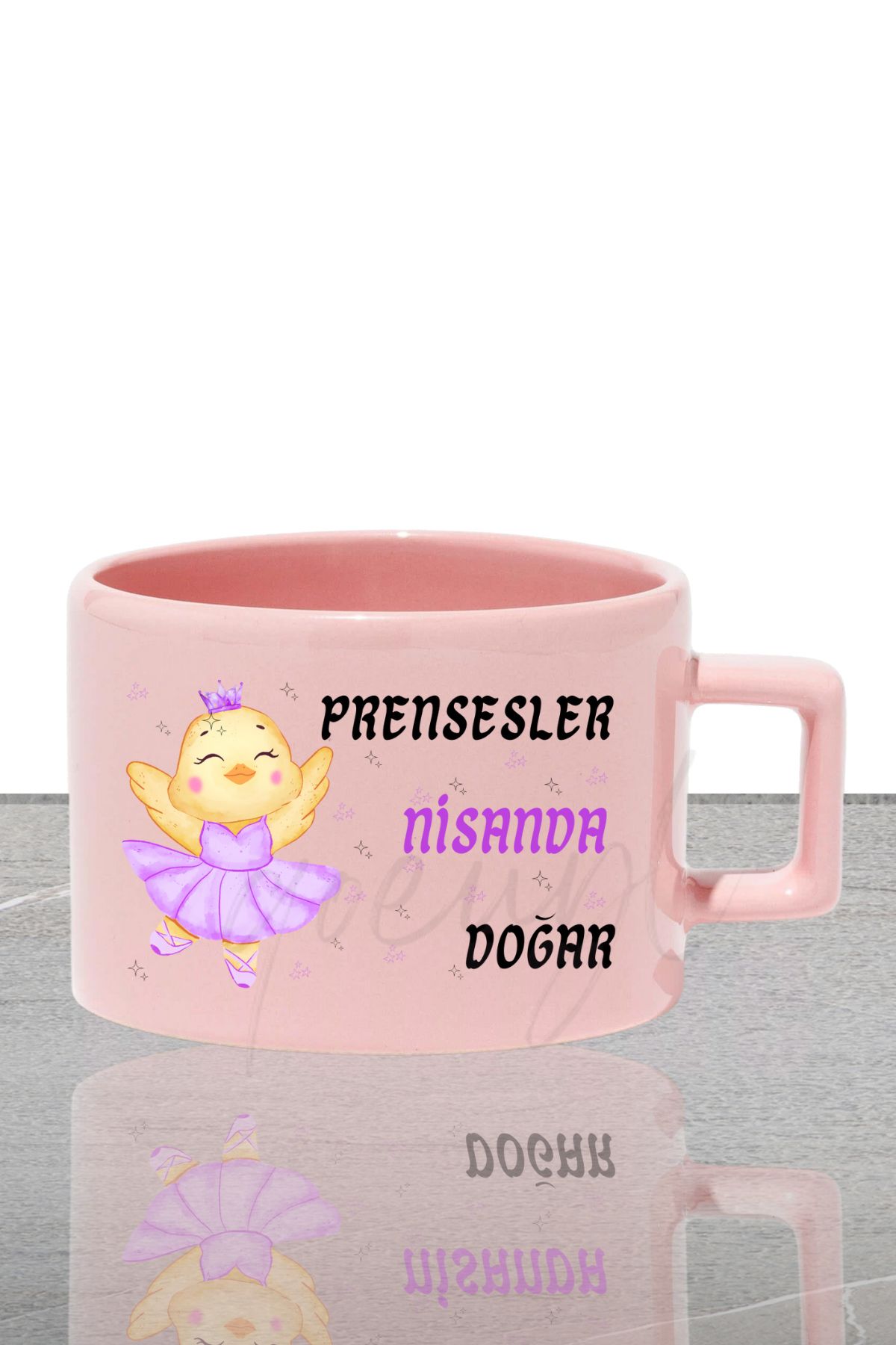 qoeuyl boutique Prensesler Ocakta Doğar Baskılı Hediyelik Dikdörtgen Kulplu Pastel Pembe Fincan / Kupa Bardak