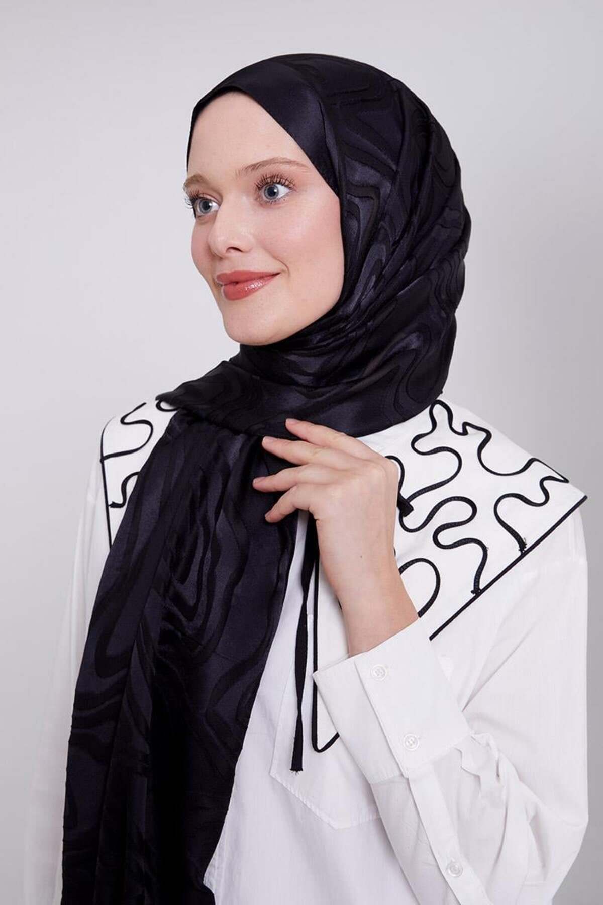 FİVESCARF-Black Abstract Pattern Deluxe Devore Shawl 3