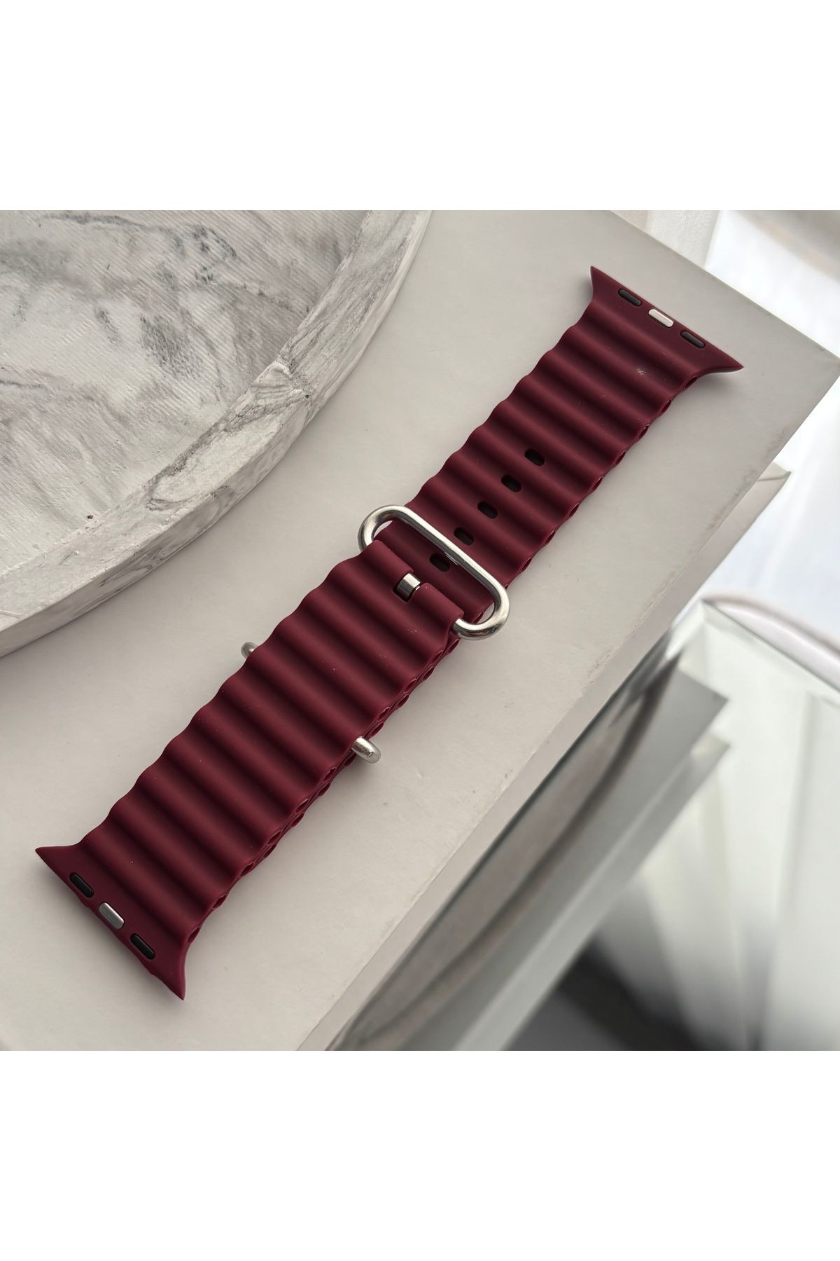 sayecase Apple Watch 6/7/SE/8/9 Serisi Uyumlu 42-44-45-49 MM Ocean Tırtıklı Silikon Kordon