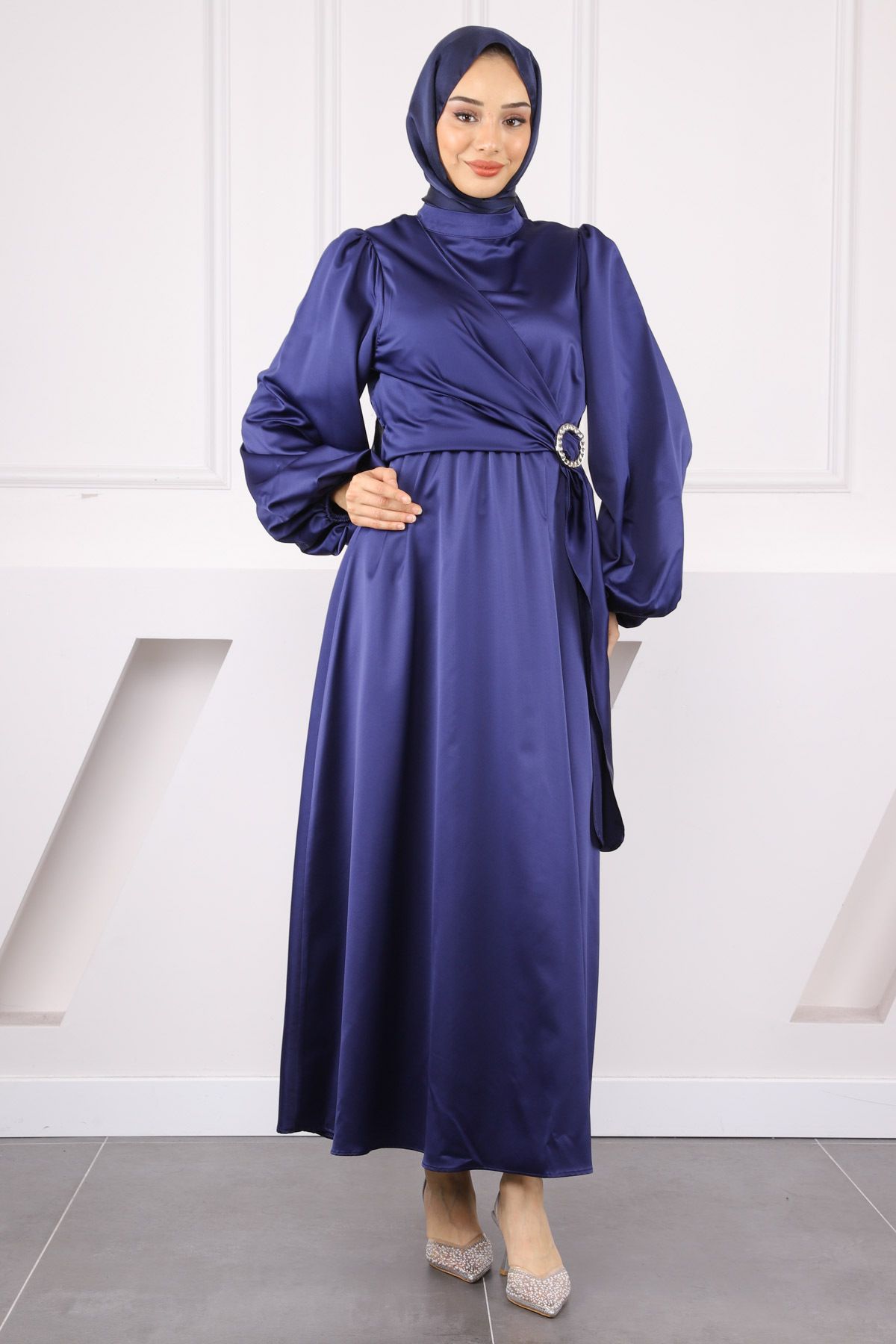İmajButik Lacivert Yan Toka Bağlamalı Saten Abiye