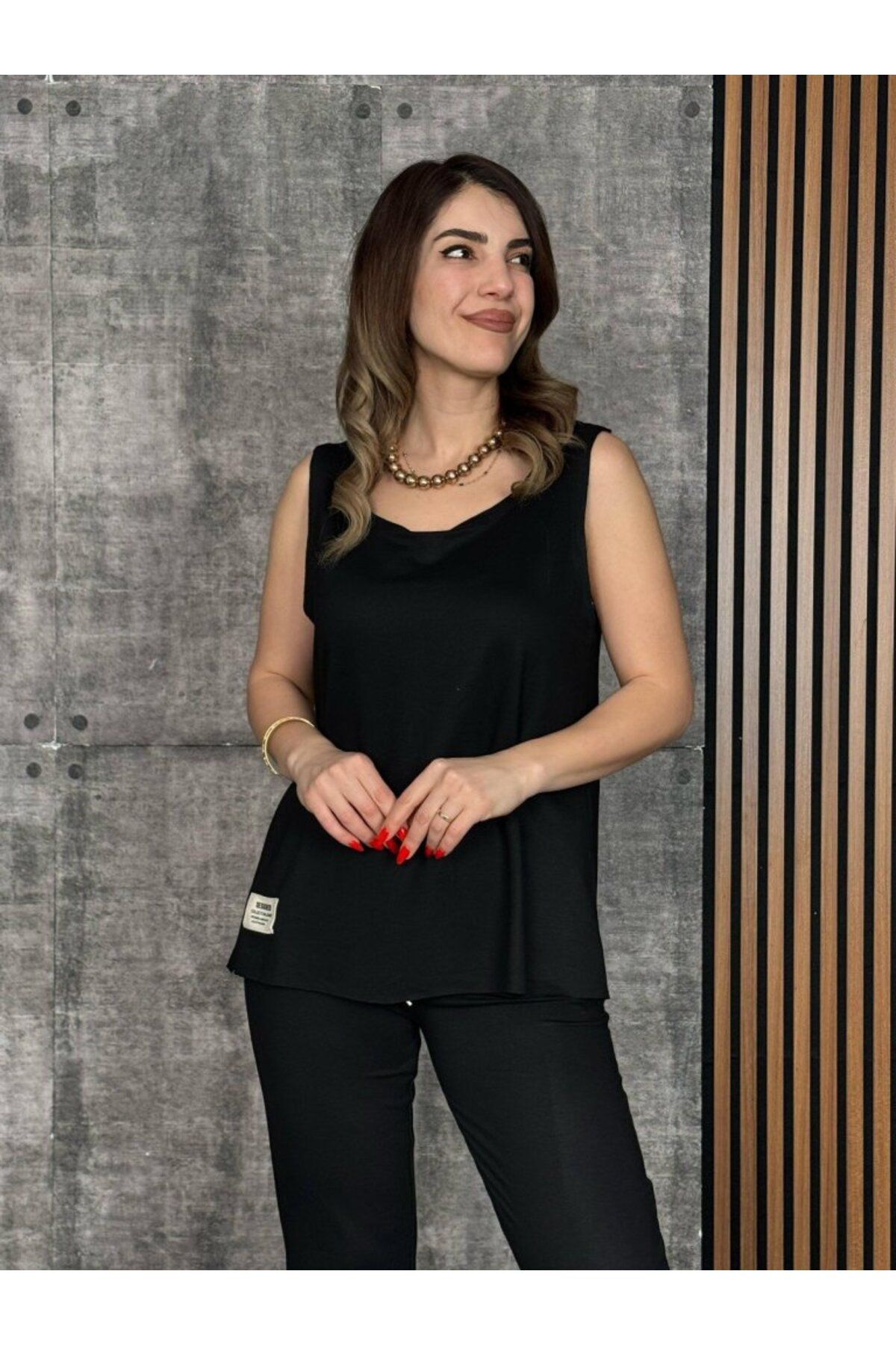Modayakamoz Yeni Sezon Kadın Askılı Yuvarlak Yaka Viskon İki İplik Bluz ve Eşofman Altı İkili Takım