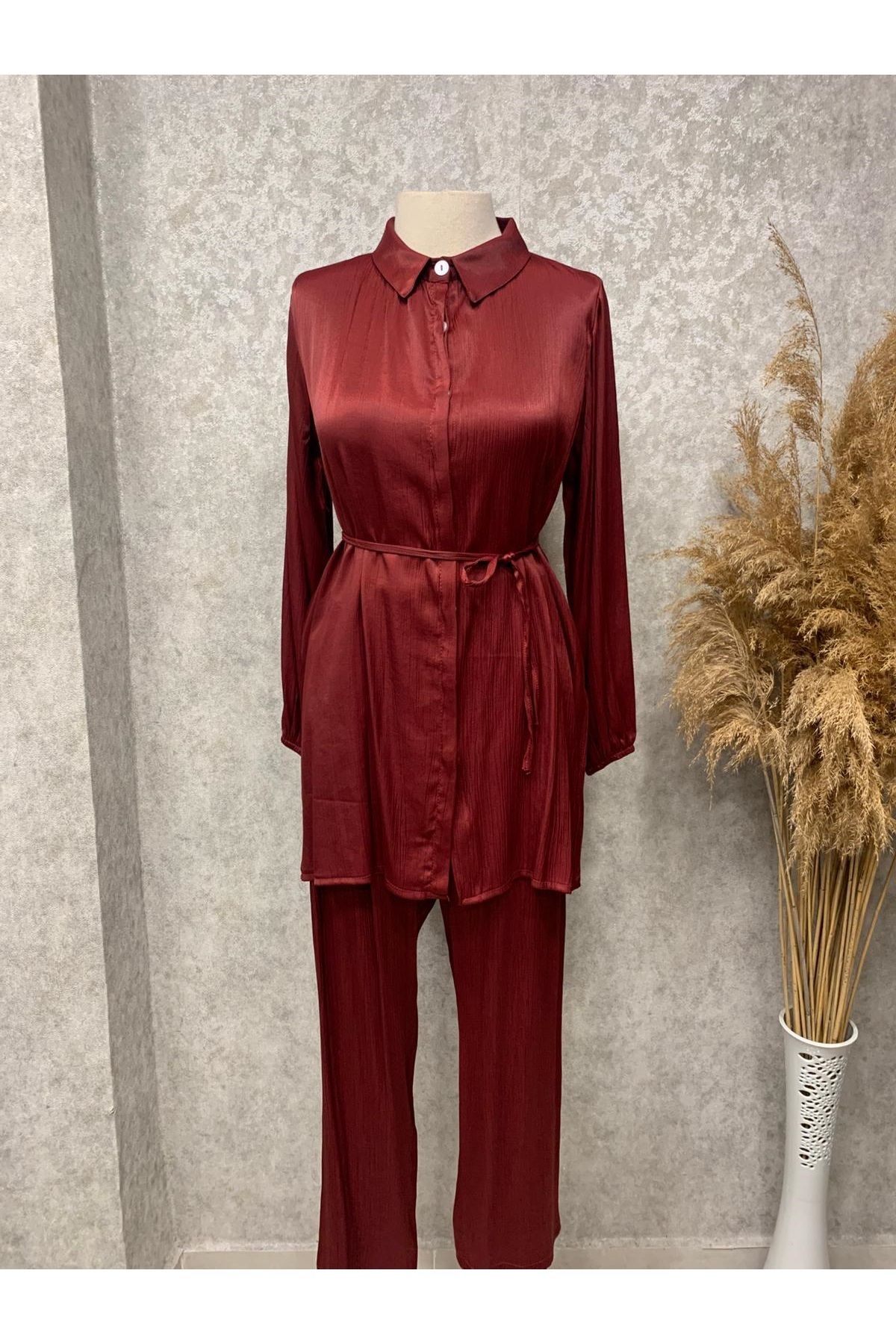 Rumella 25Y4288 TAKIM TUNİK PANTOLON SATEN GİZLİ DÜĞMELİ BEL BAĞLAMALI - RUMELLA - 25Y4288 - BORDO - 38