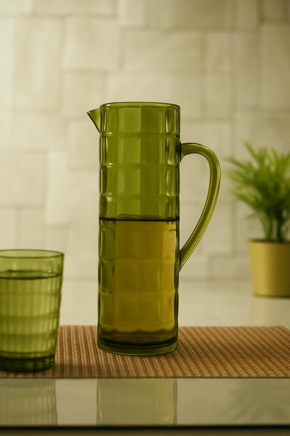 Robinanka Akrilik Allegra 1,5 Lt Koyu Yeşil Sürahi (Buzdolabı Kapak Rafına Sığar)