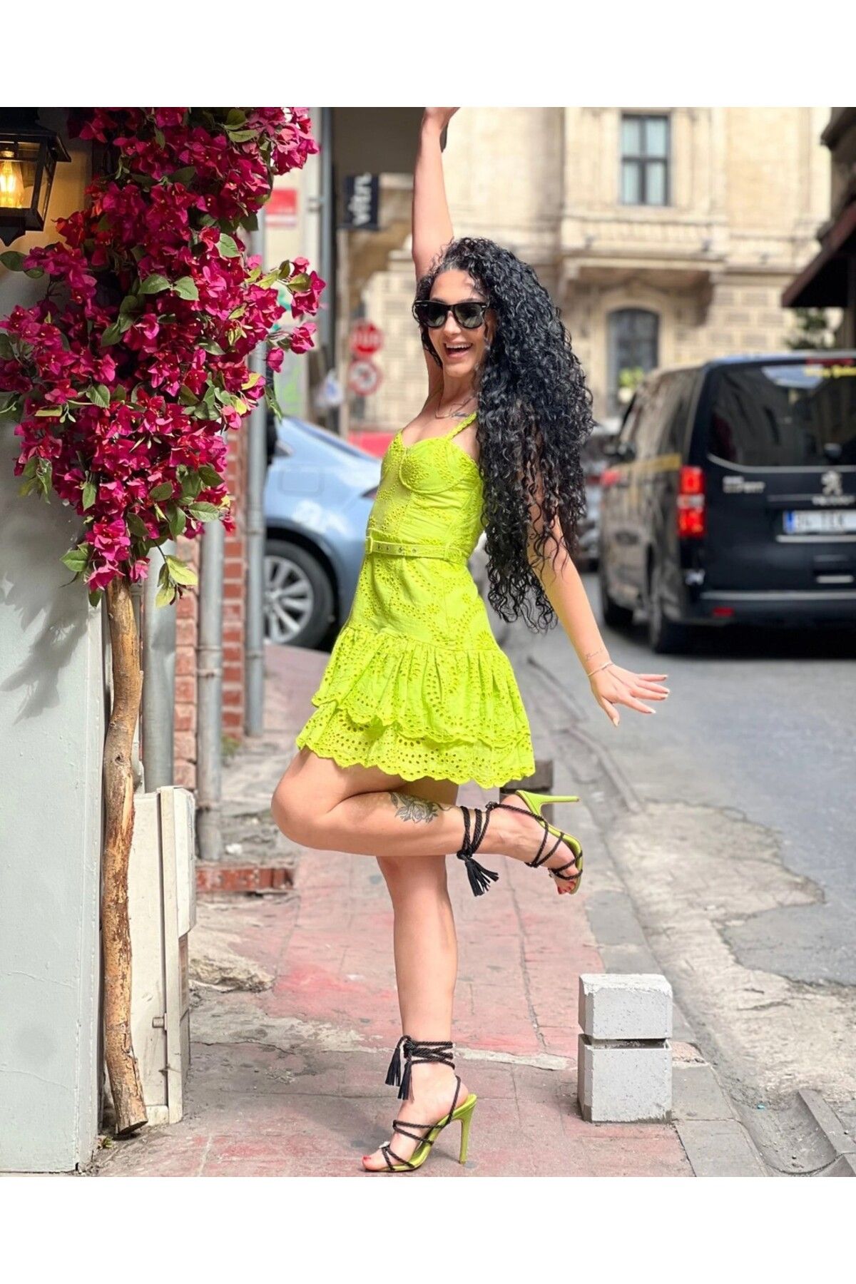 unique rain KEMER DETAYLI ELBİSE