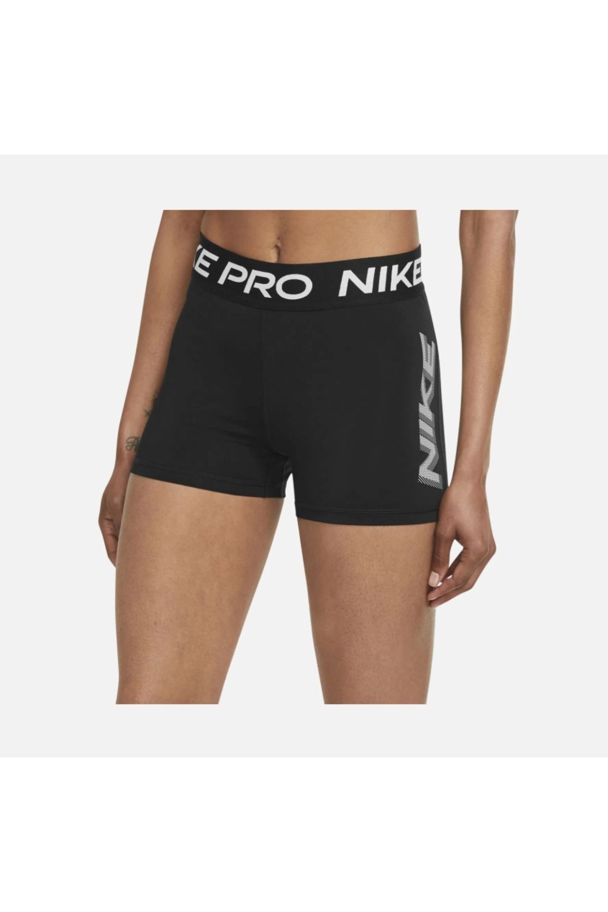 Nike Pro Dri-Fit Trim Graphic 8 cm Training Kadın Şort YouSports