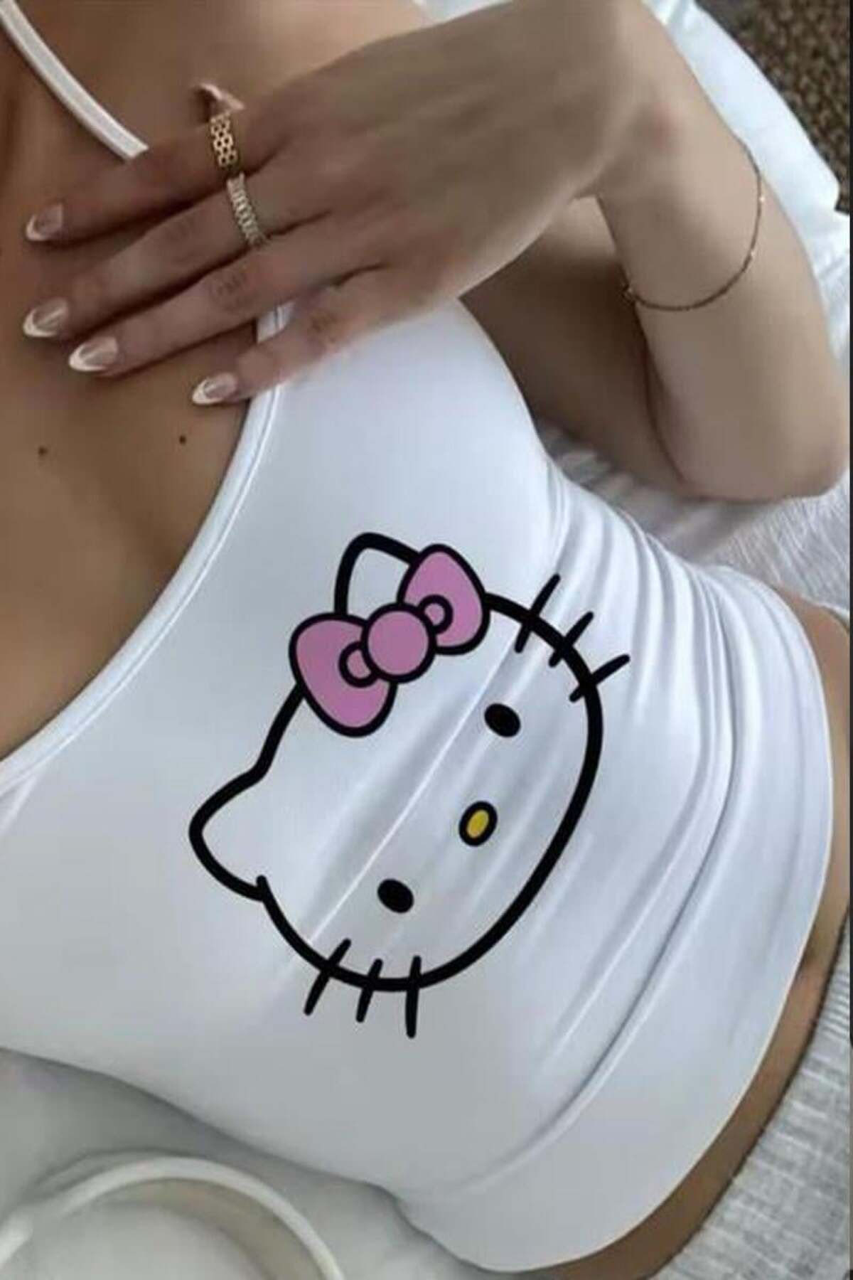 BALİNA Beyaz Hello Kitty Logo İnce HK Askılı Crop THE SOLO