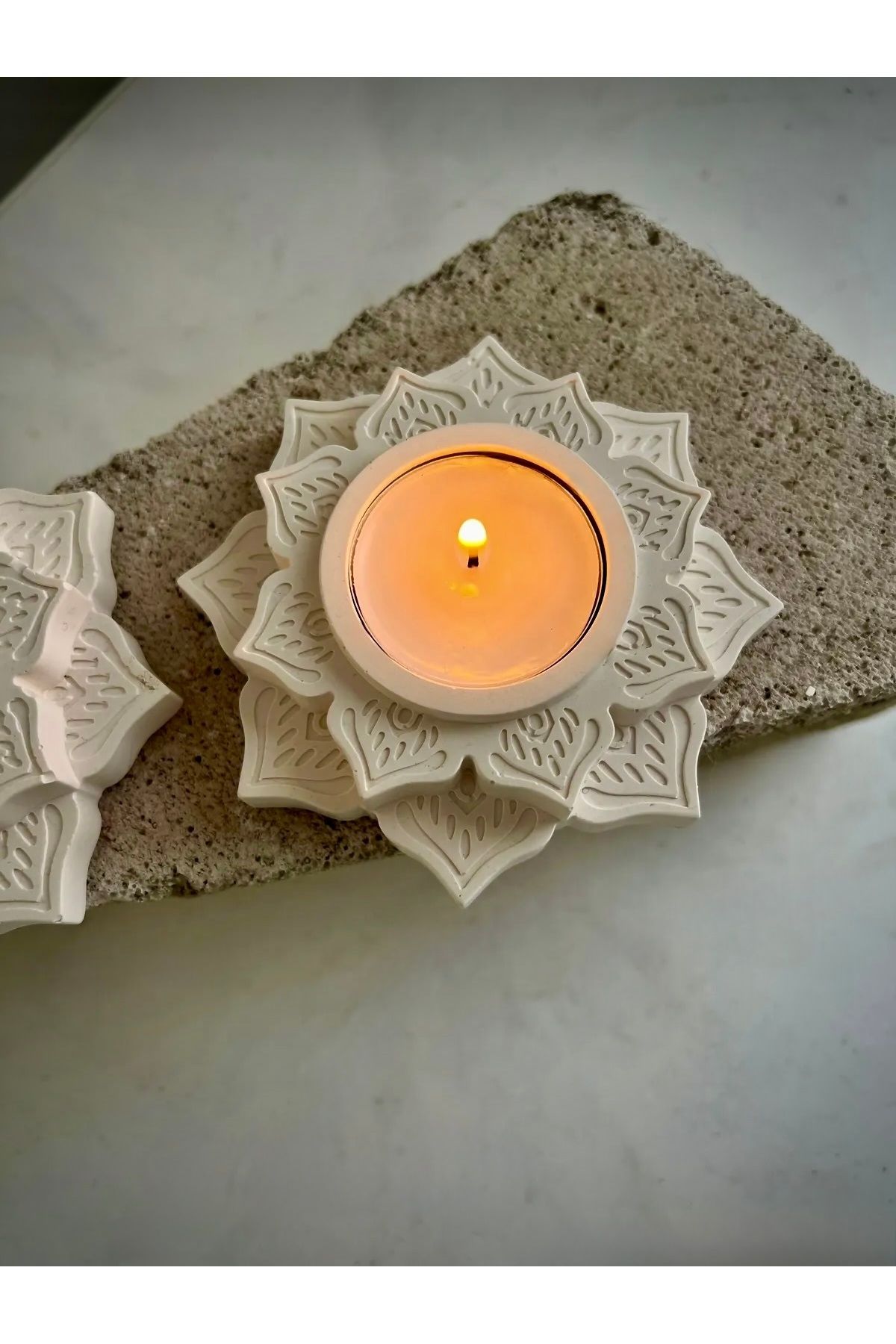 Edosco Lotuseda Mandala Desenli Lotus Çiçeği Beton Tealight 3 Adet Mumluk (Mum Hediyeli)
