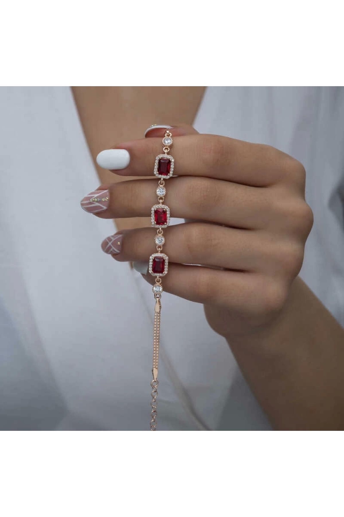 luz&pos Gümüş Rose Baget Kırmızı Taşlı Kadın Bileklik