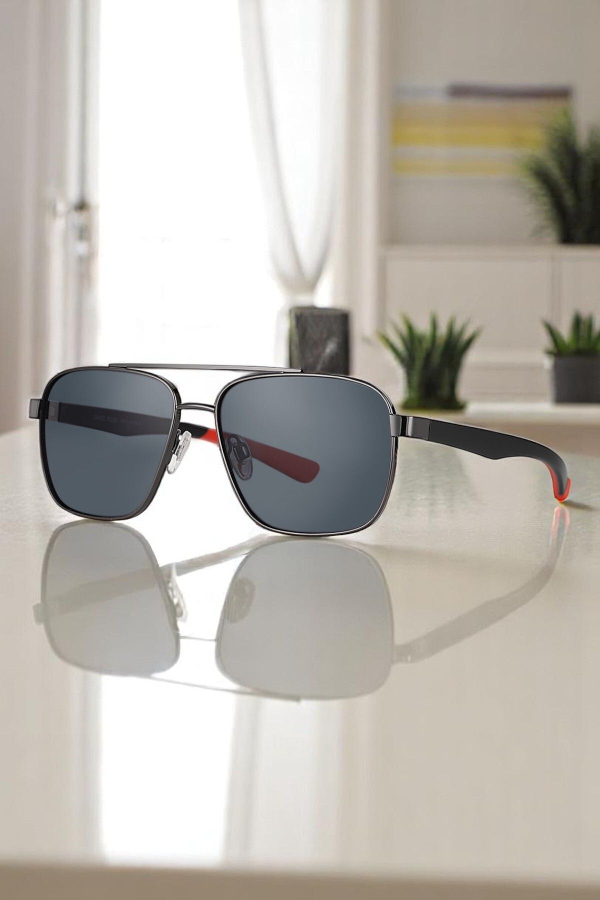 Daniel Klein Orijinal %100 Polarize UV400 Korumalı Füme Renk Erkek Güneş Gözlüğü DKG6277C4