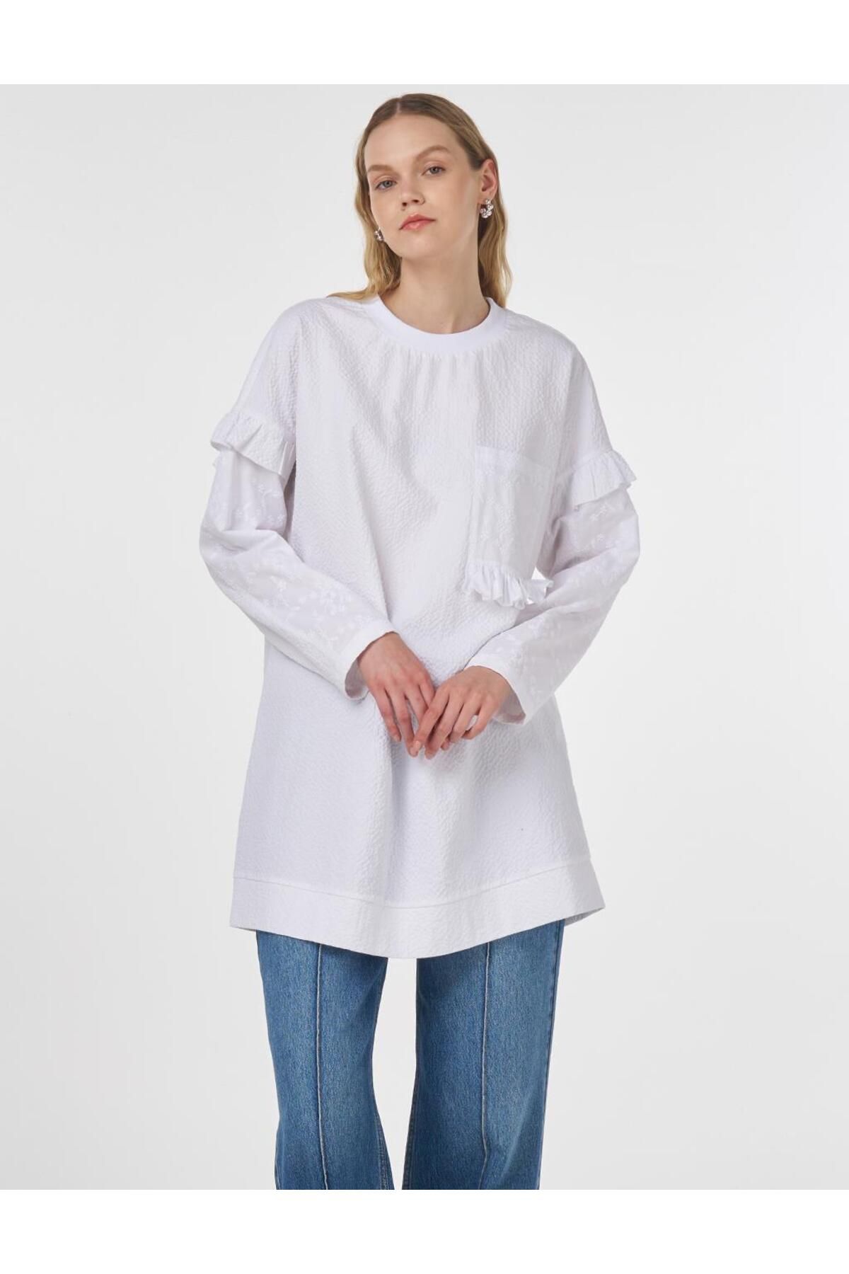Kayra Fırfırlı Gofreli Sweatshirt Optik Beyaz